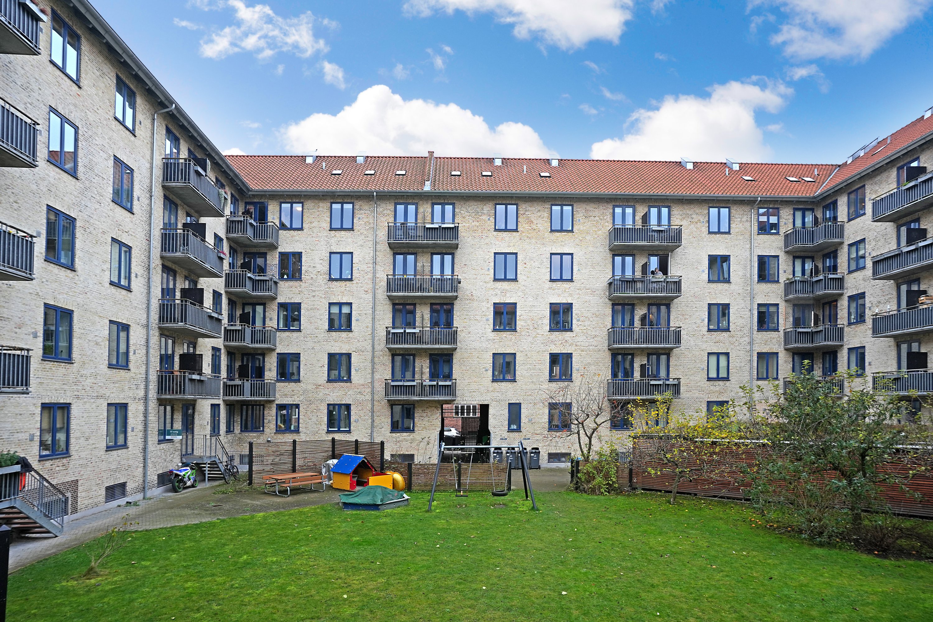 Fremhævet gårdmiljø billede i fuldskærmstilstand. Billede af Blankavej 14, 4. th., 2500 Valby