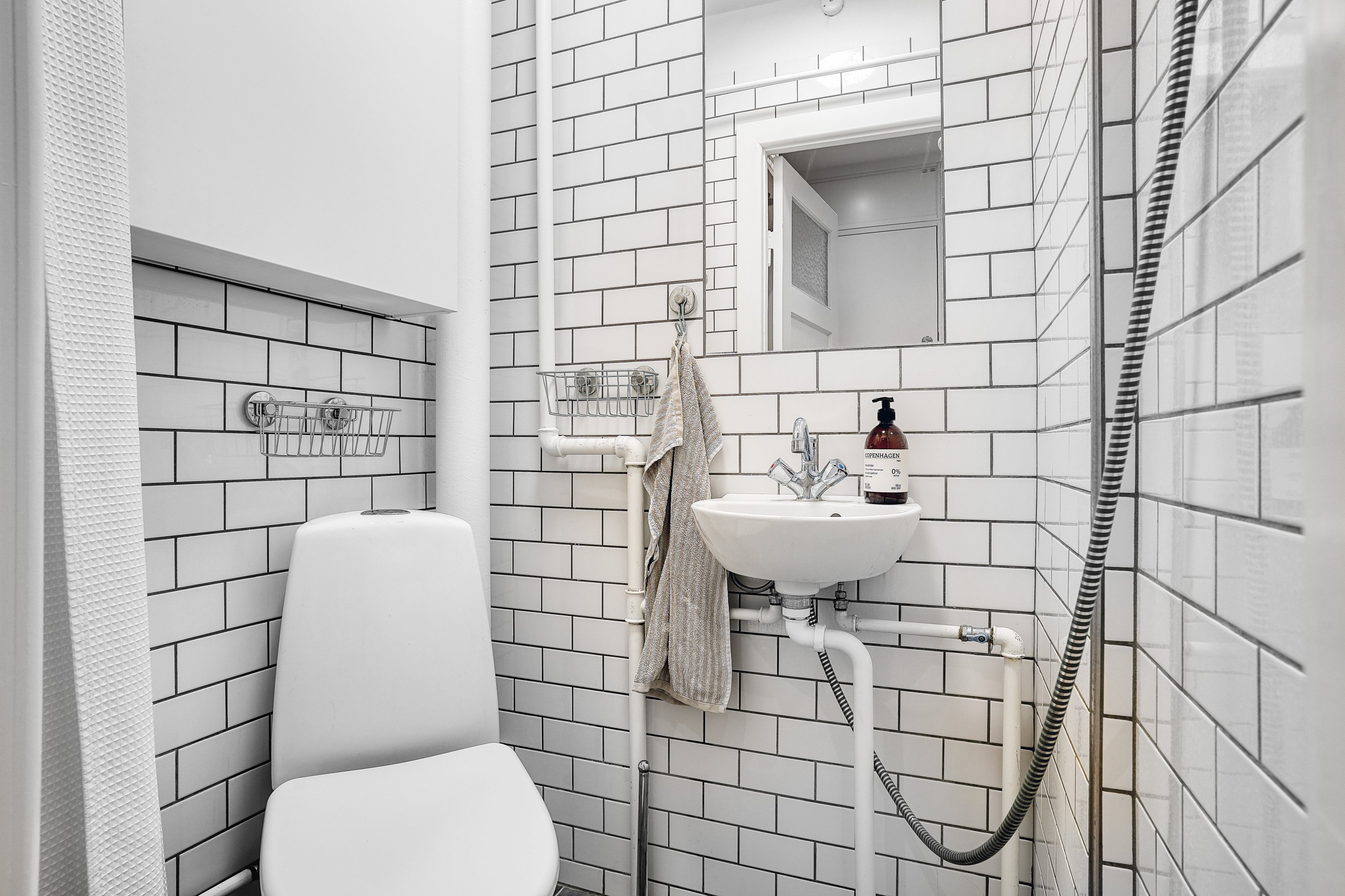 Fremhævet badeværelse billede i fuldskærmstilstand. Billede af Blankavej 14, 4. th., 2500 Valby