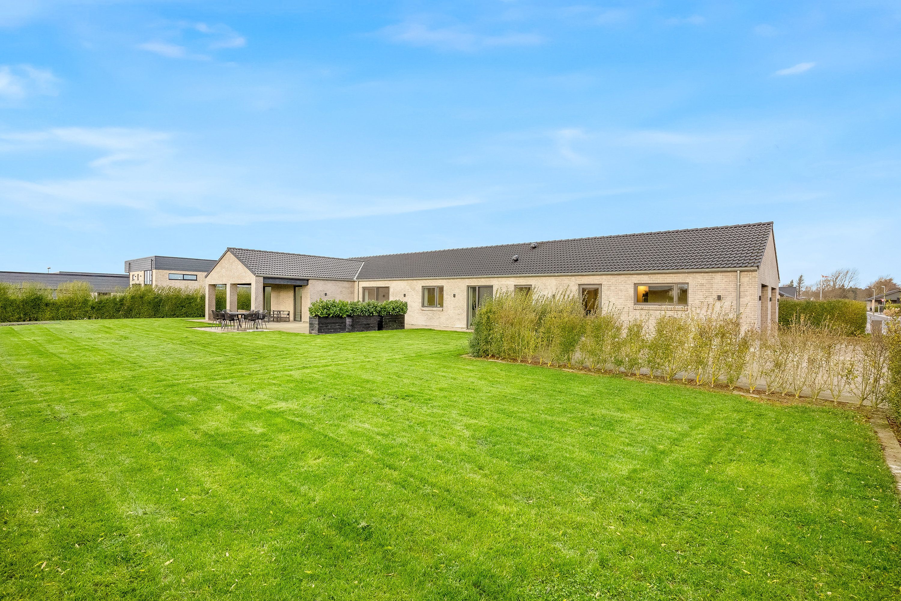 Fremhævet have billede i fuldskærmstilstand. Billede af Hvalfisken 67, Mejrup, 7500 Holstebro