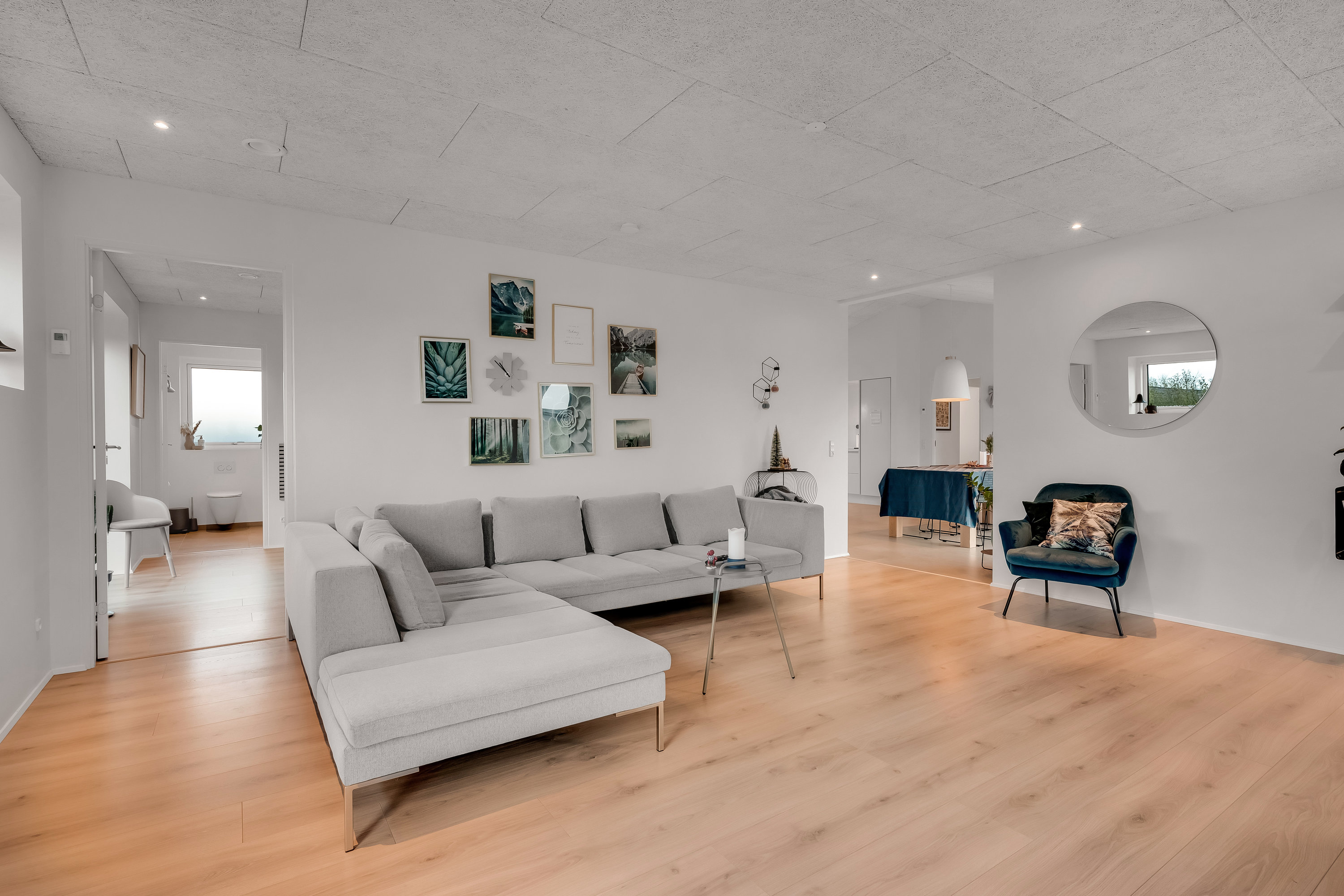 Fremhævet stue billede i fuldskærmstilstand. Billede af Hvalfisken 67, Mejrup, 7500 Holstebro