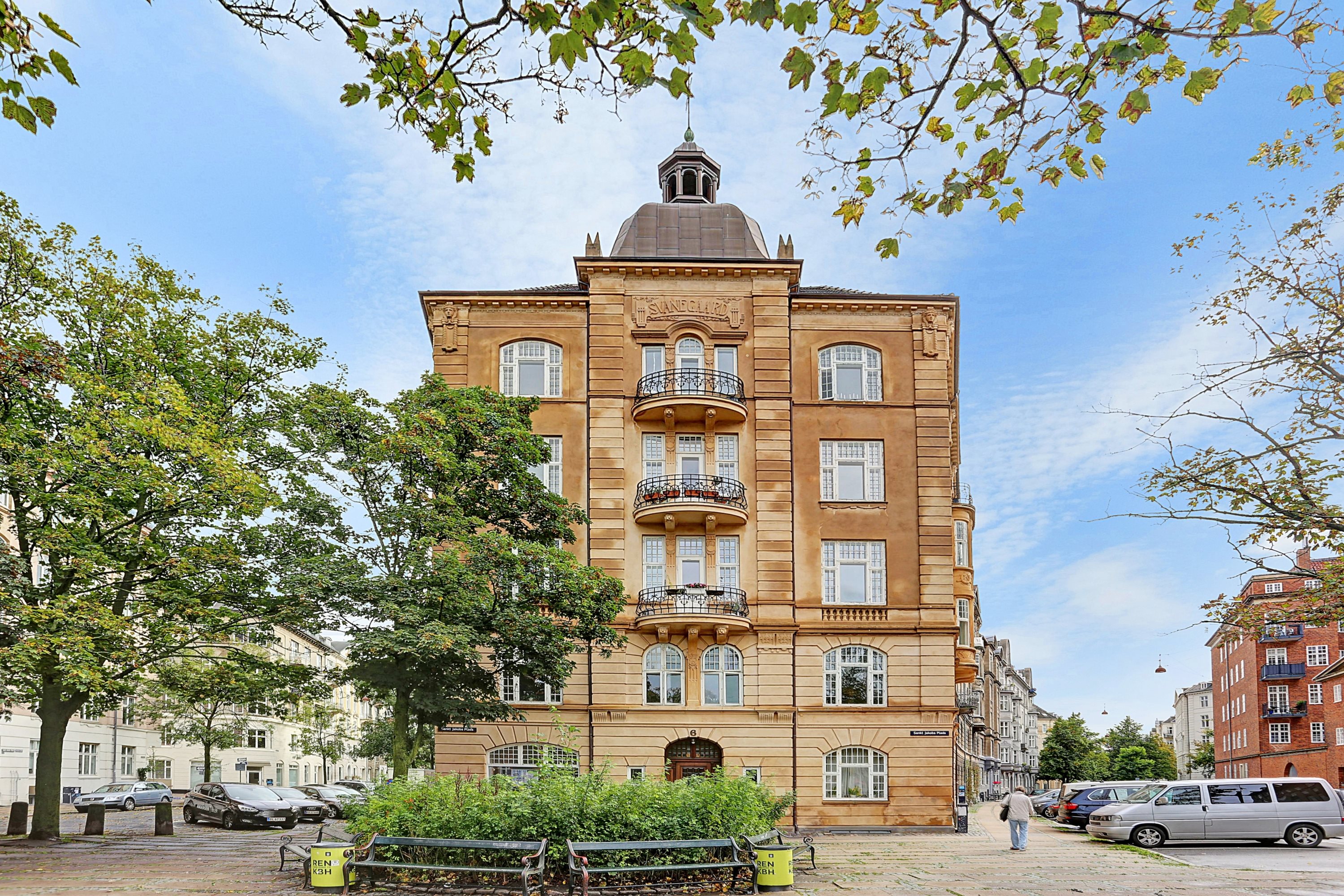 Ejerlejlighed: Ejendommen på Sankt Jakobs Plads 6, 2. th., 2100 København Ø