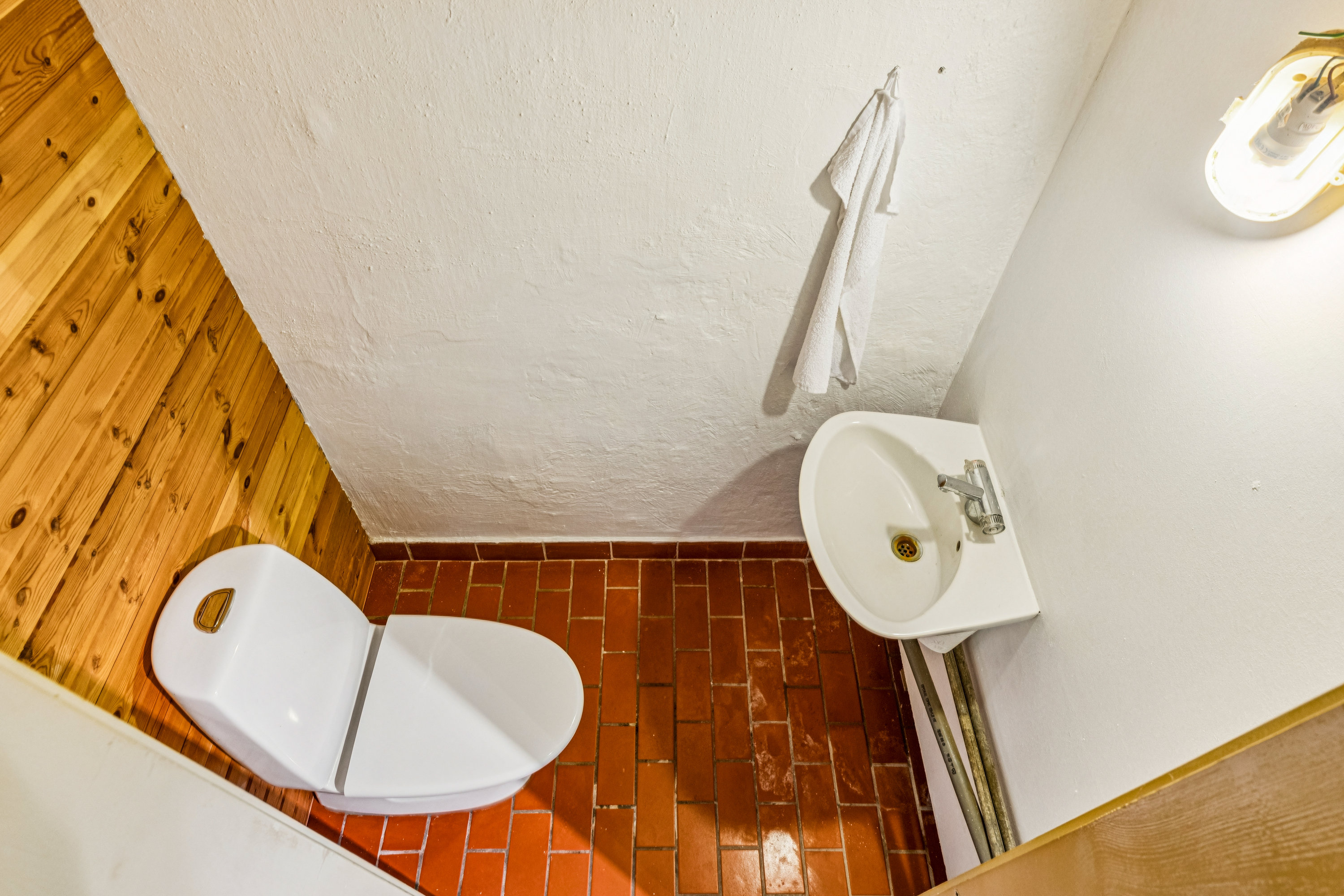 Fremhævet badeværelse billede i fuldskærmstilstand. Billede af Gl Færgevej 39, Alnor, 6300 Gråsten