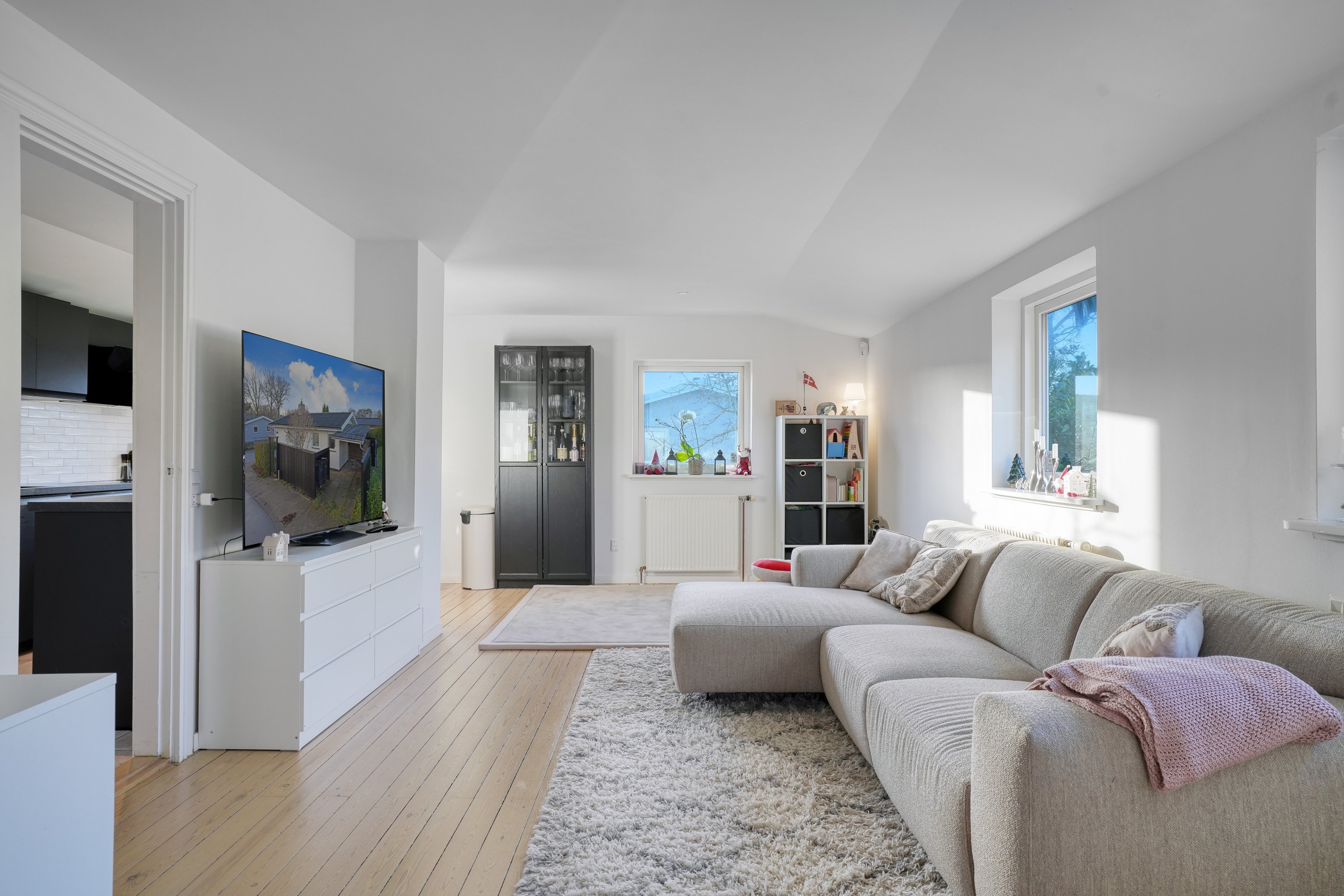 Miniaturebillede 2: stue. Billede af Drosselvej 6, 3000 Helsingør