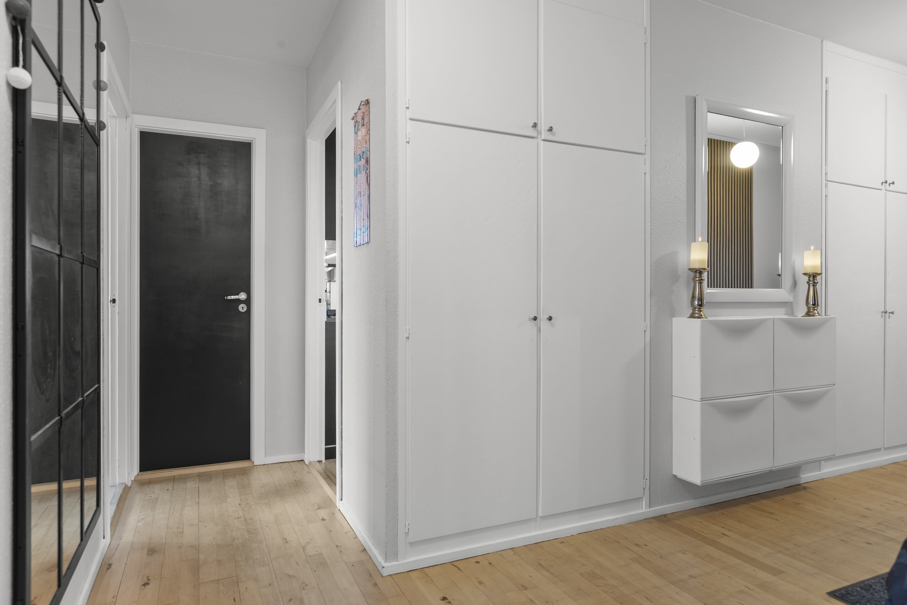 Fremhævet entré billede i fuldskærmstilstand. Billede af Byskov Alle 8, 3. th., 4200 Slagelse