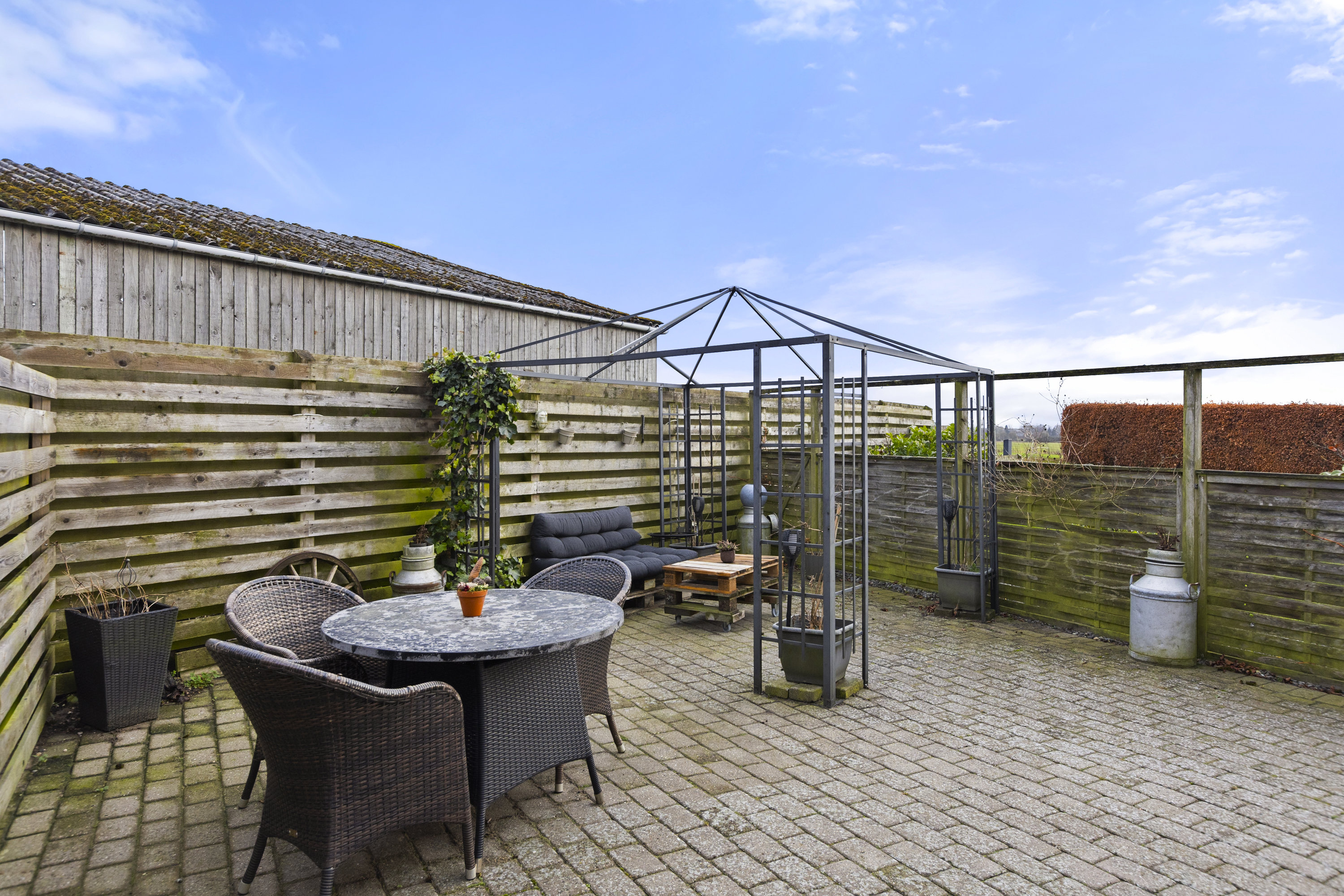 Fremhævet terrasse billede i fuldskærmstilstand. Billede af Balstrupvej 117, Balstrup, 4100 Ringsted