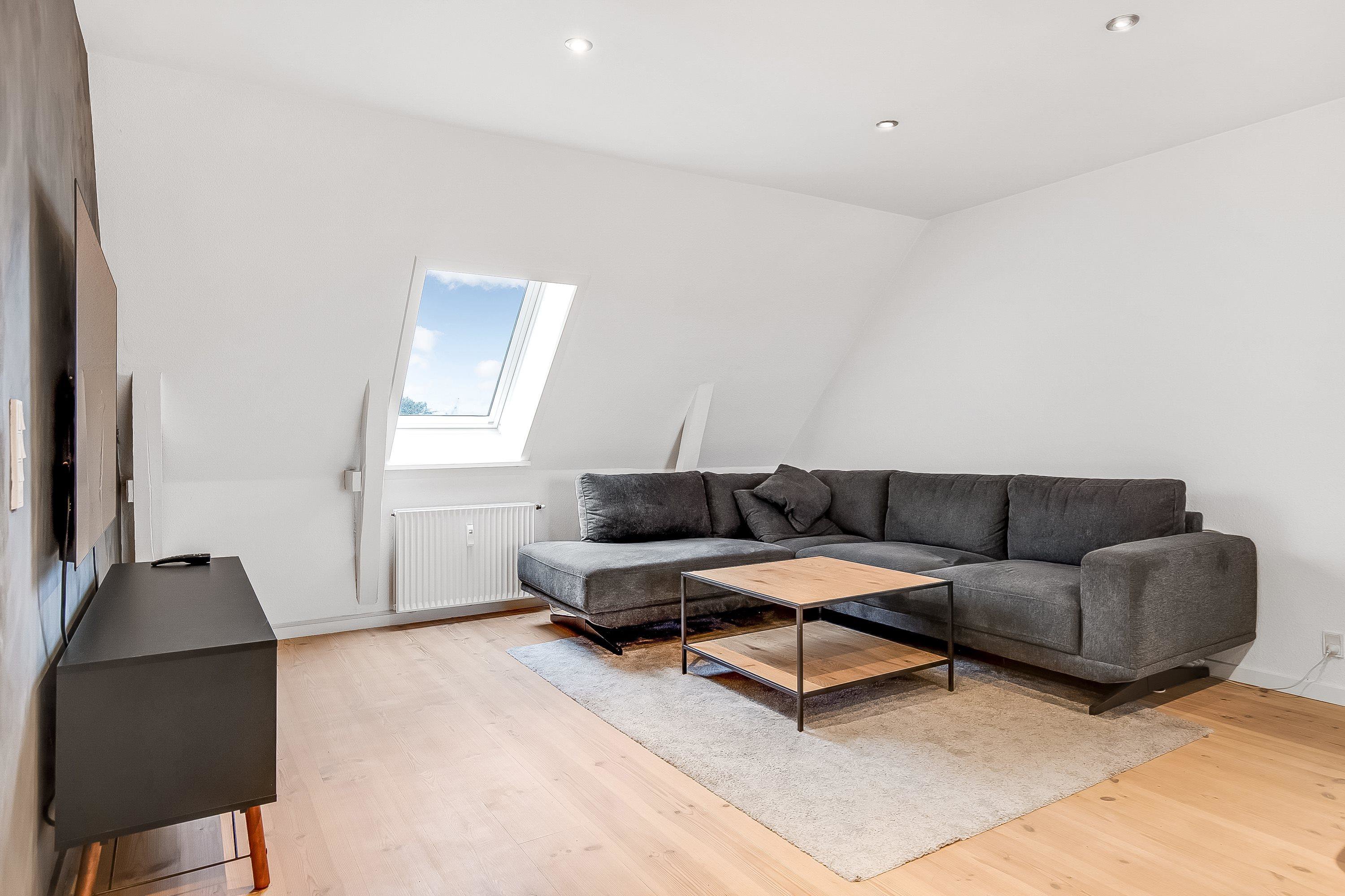 Fremhævet stue billede i fuldskærmstilstand. Billede af Primulavej 18, 2., 7000 Fredericia