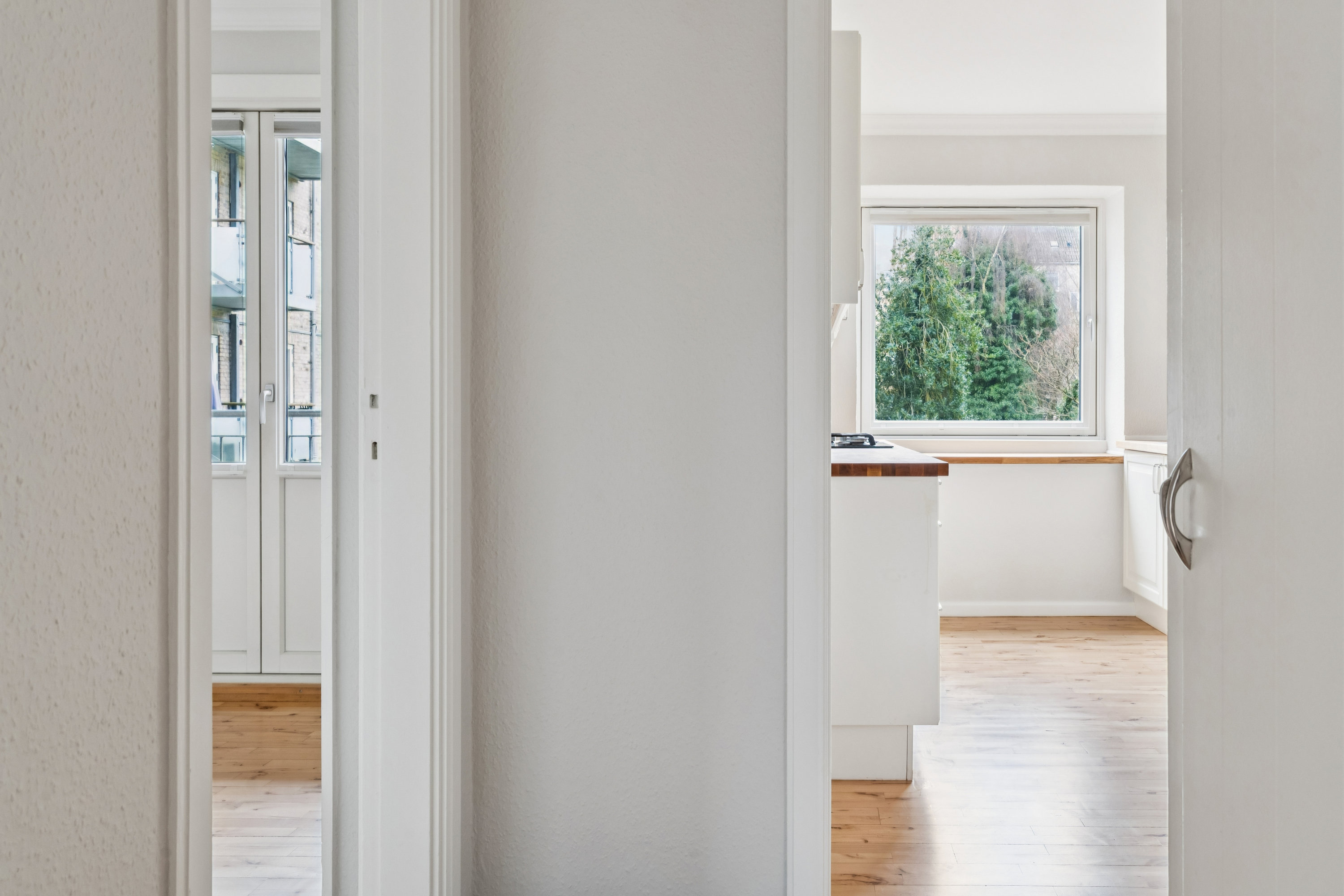 Fremhævet gang billede i fuldskærmstilstand. Billede af Peder Skrams Gade 33, st.. tv., 9000 Aalborg