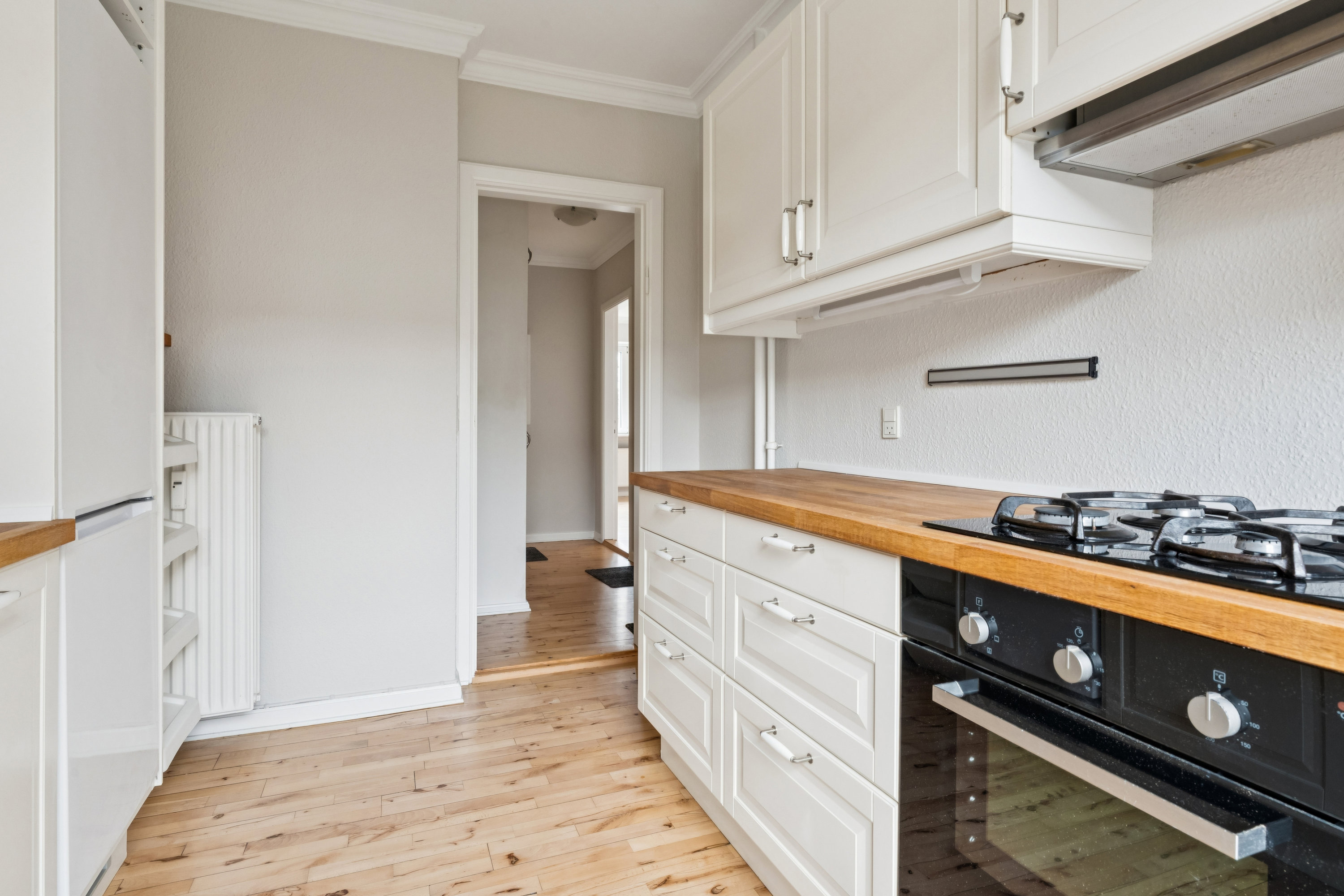 Fremhævet køkken billede i fuldskærmstilstand. Billede af Peder Skrams Gade 33, st.. tv., 9000 Aalborg