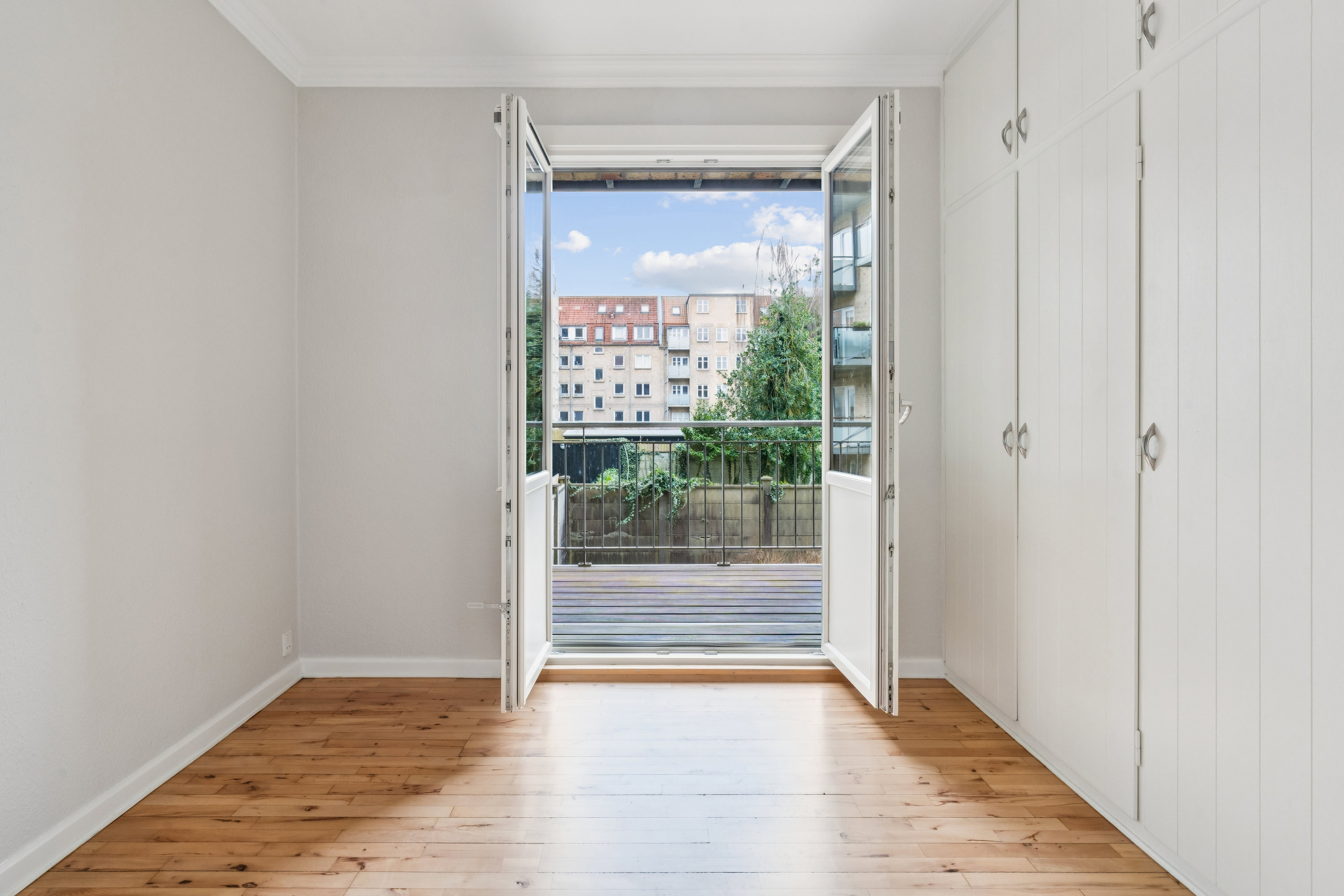 Fremhævet gang billede i fuldskærmstilstand. Billede af Peder Skrams Gade 33, st.. tv., 9000 Aalborg