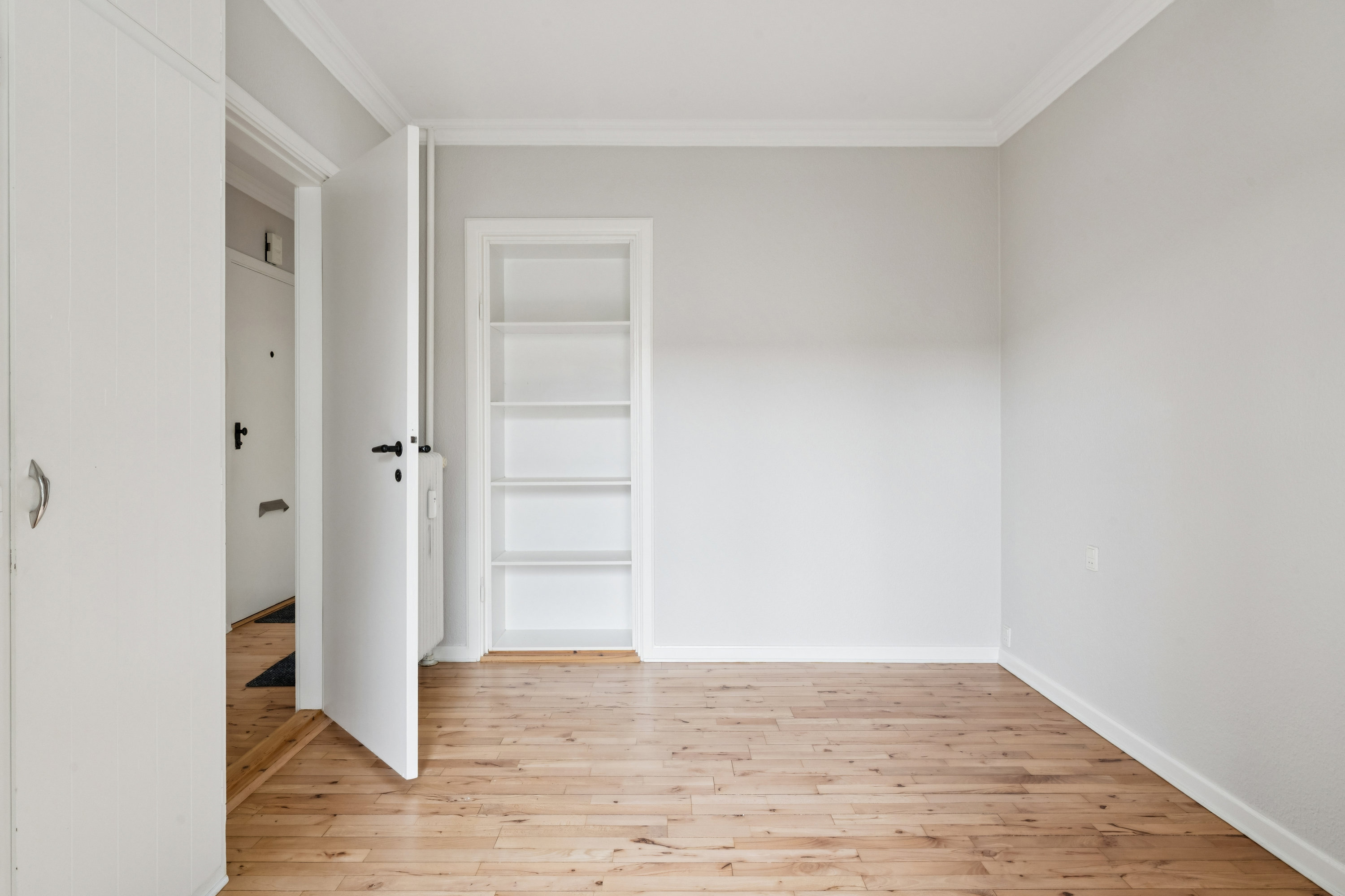 Fremhævet gang billede i fuldskærmstilstand. Billede af Peder Skrams Gade 33, st.. tv., 9000 Aalborg