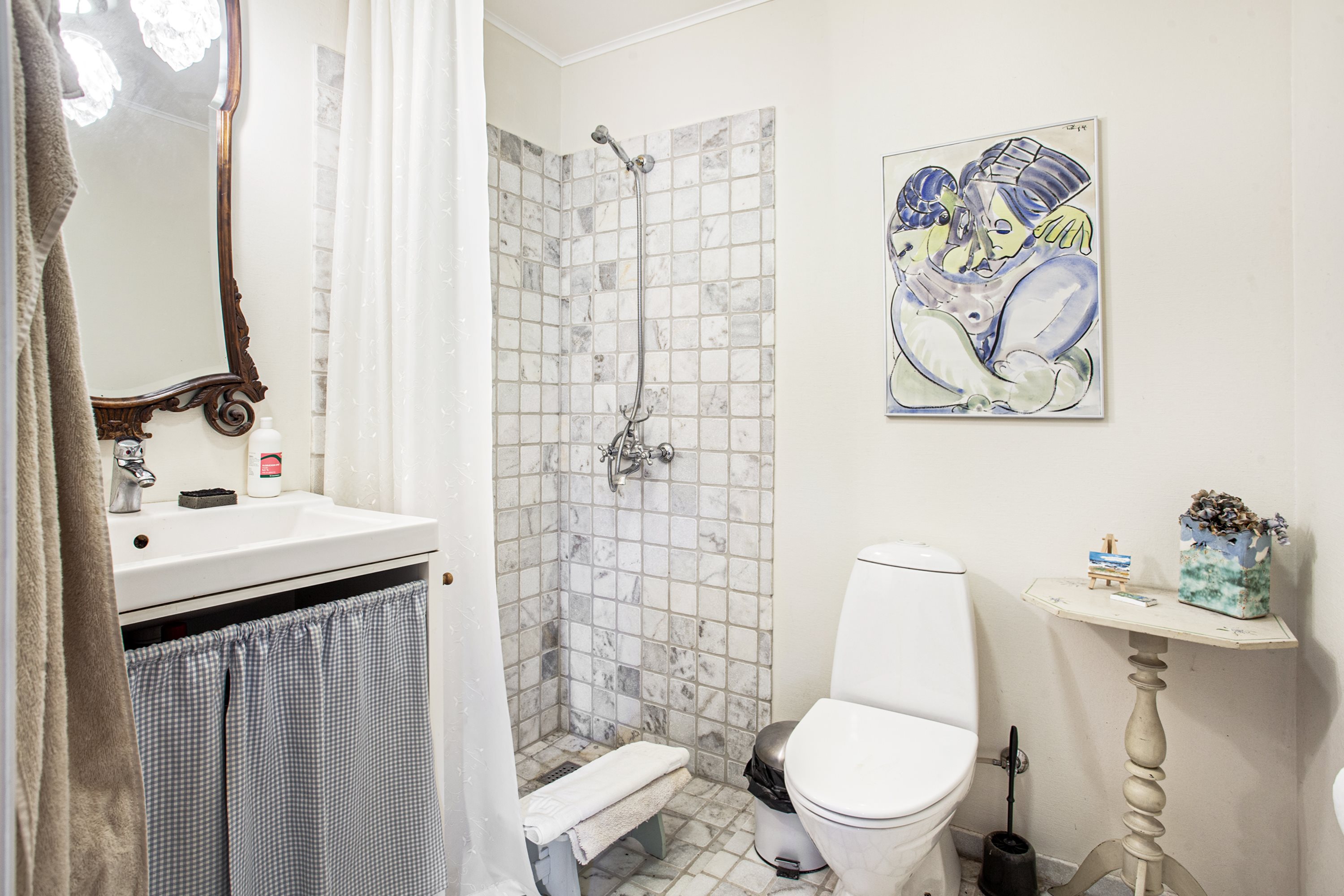 Fremhævet badeværelse billede i fuldskærmstilstand. Billede af Gårdenes Vej 1, Vesterø, 9940 Læsø