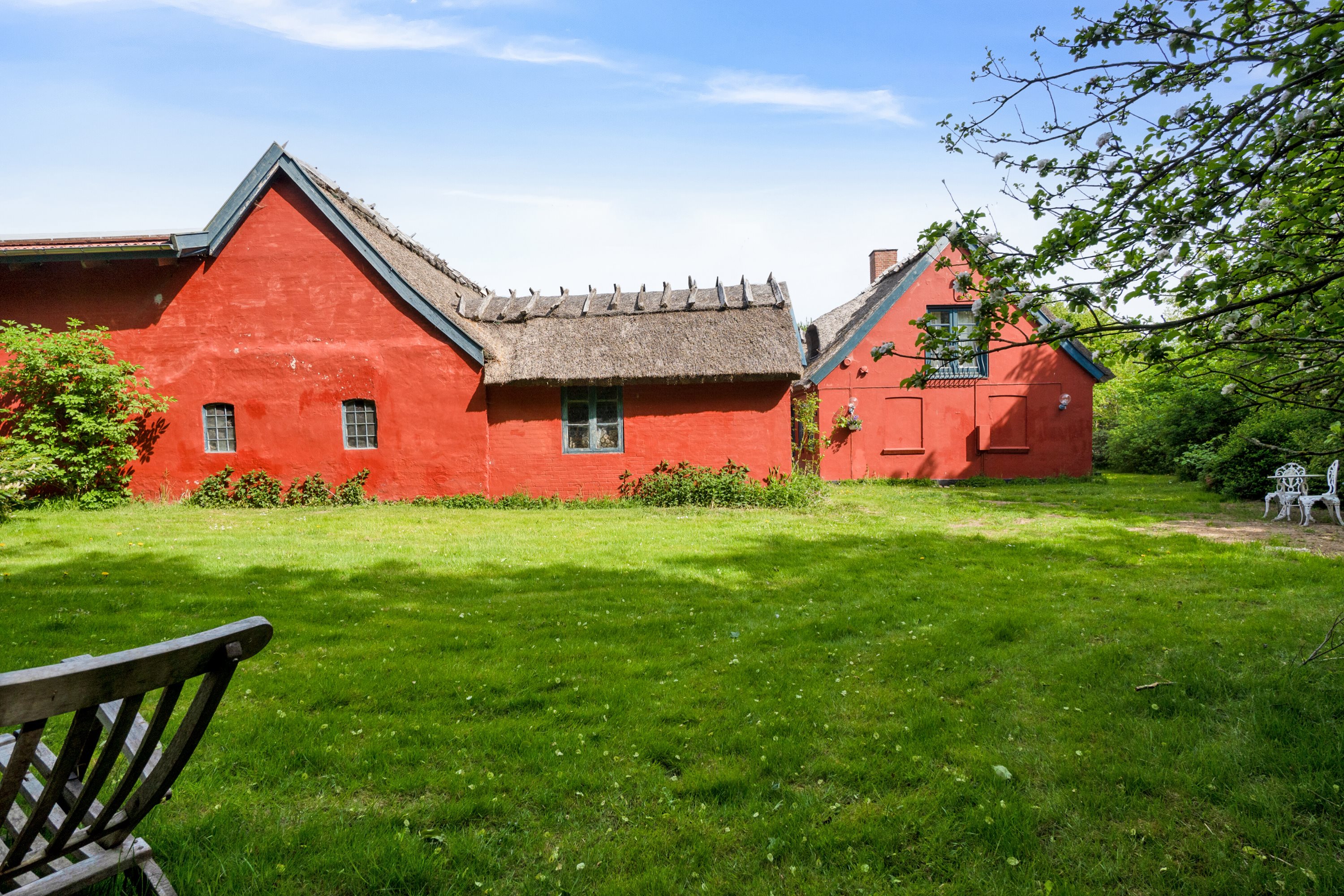 Fremhævet set fra haven billede i fuldskærmstilstand. Billede af Farvergårdsvej 17, 3210 Vejby