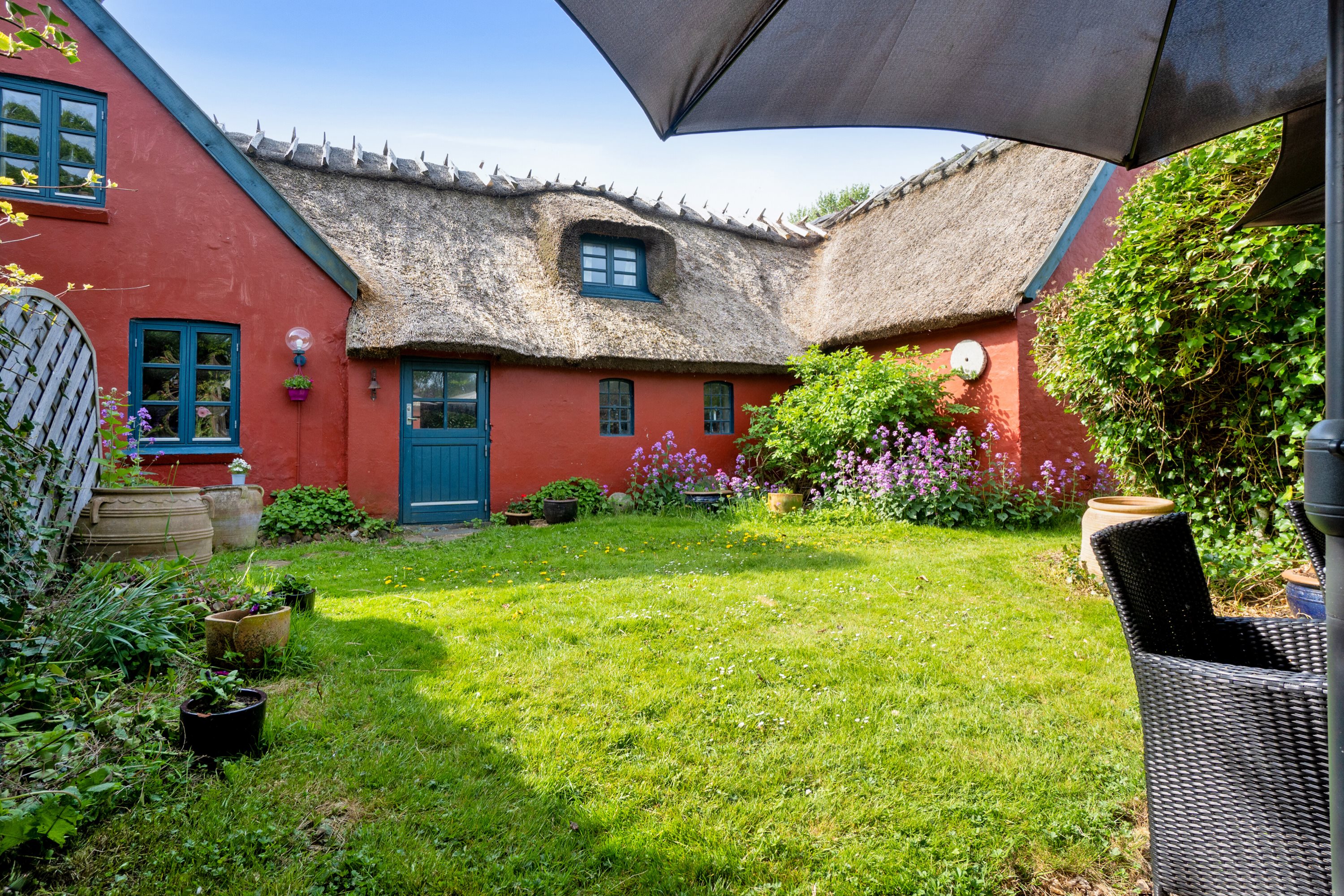 Miniaturebillede 1: set fra haven. Billede af Farvergårdsvej 17, 3210 Vejby