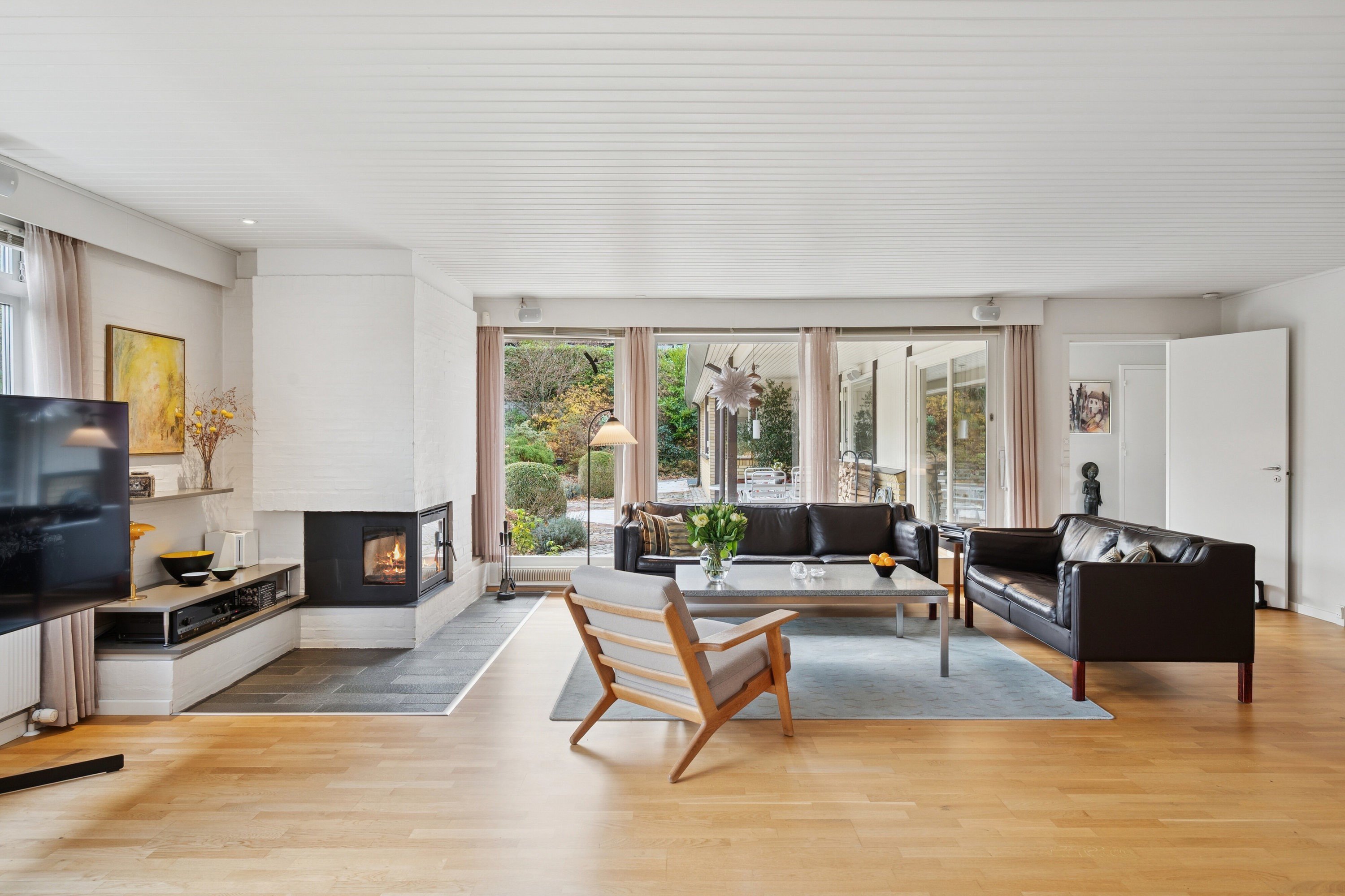 Miniaturebillede 2: stue. Billede af Doktorvænget 7, 2960 Rungsted Kyst