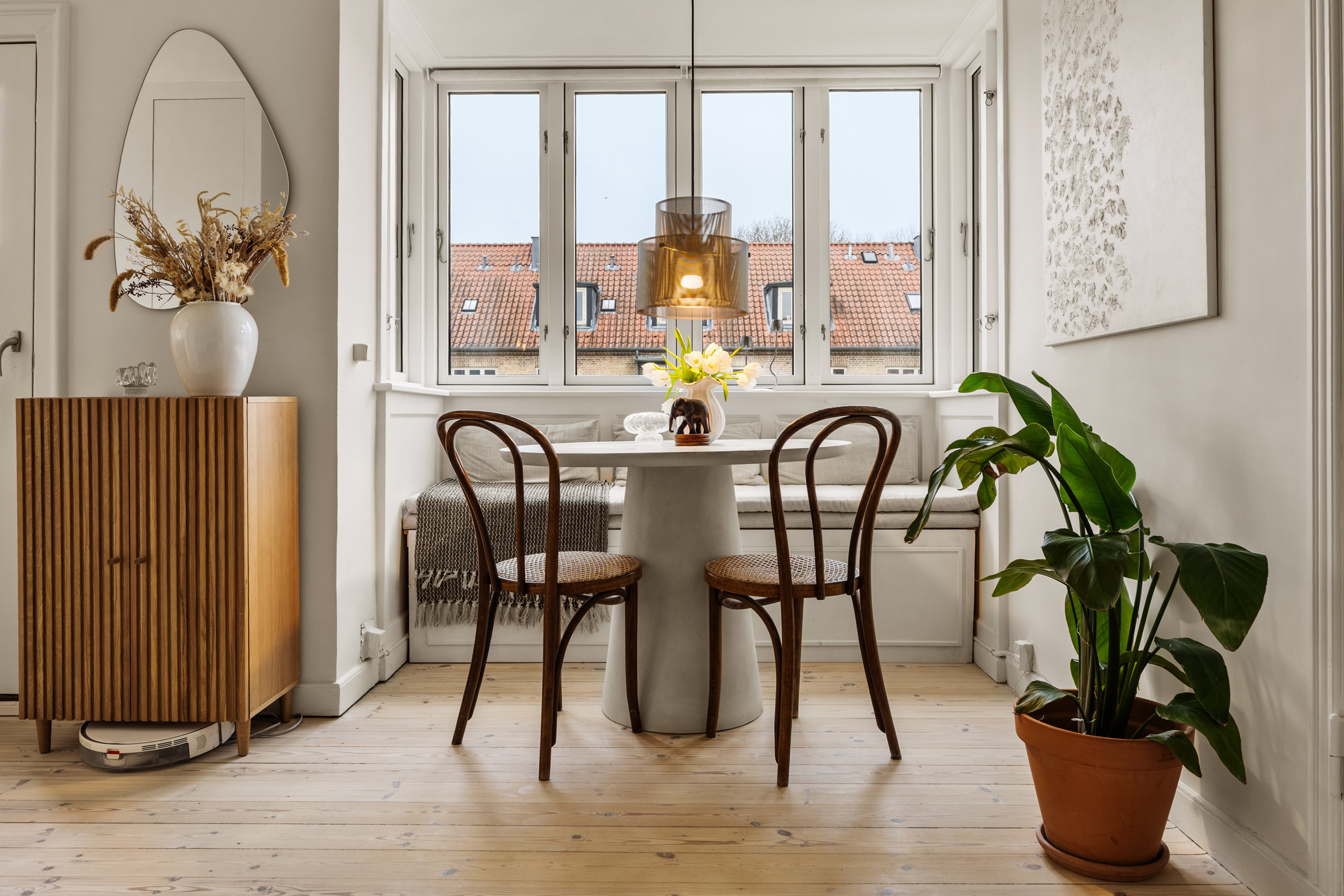 Fremhævet stue billede i fuldskærmstilstand. Billede af Offenbachsvej 25, 2. mf., 2450 København SV