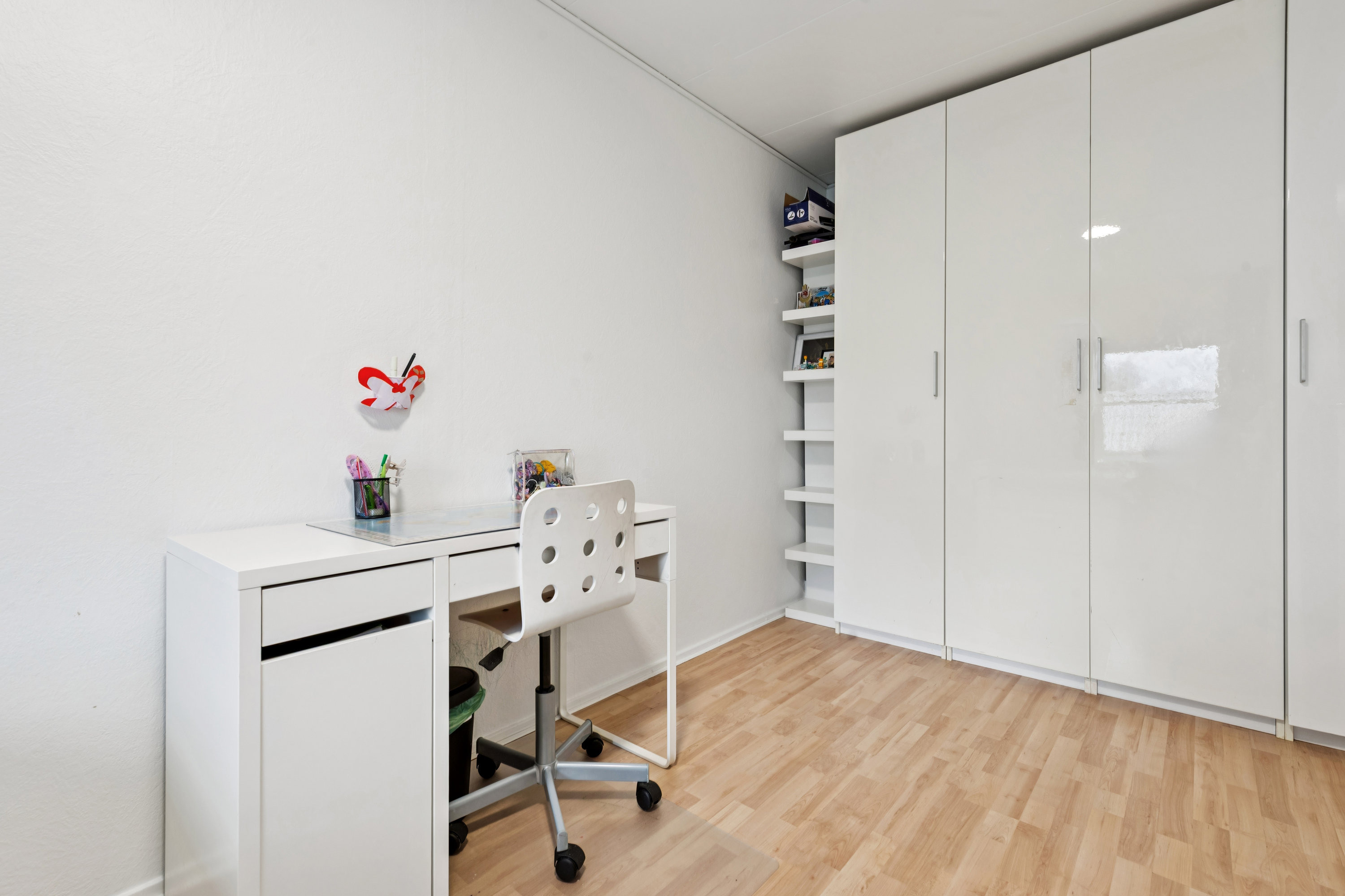 Fremhævet værelse billede i fuldskærmstilstand. Billede af Syrenhegnet 70, Høje Taastrup, 2630 Taastrup