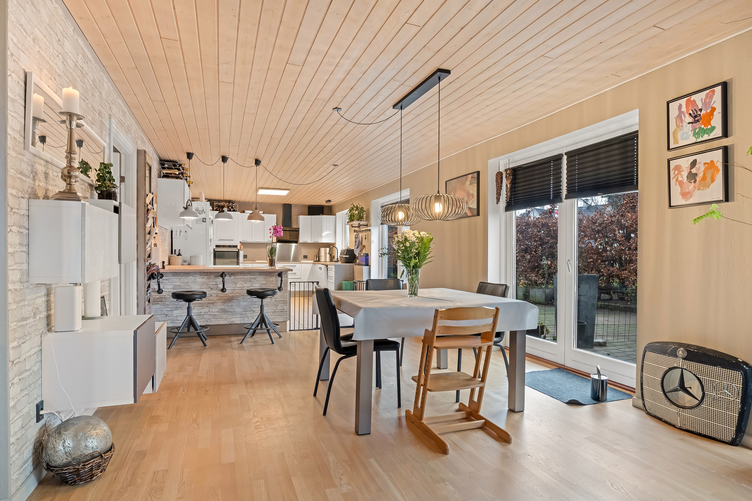 Fremhævet stue billede i fuldskærmstilstand. Billede af Pederstrupvej 1, 4900 Nakskov