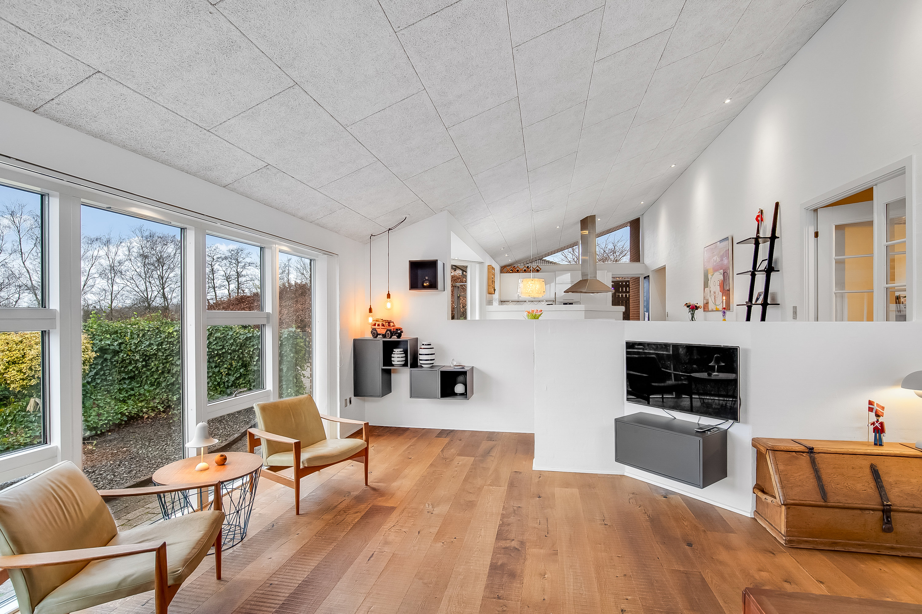 Fremhævet stue billede i fuldskærmstilstand. Billede af Sønderskovvej 7, 7100 Vejle