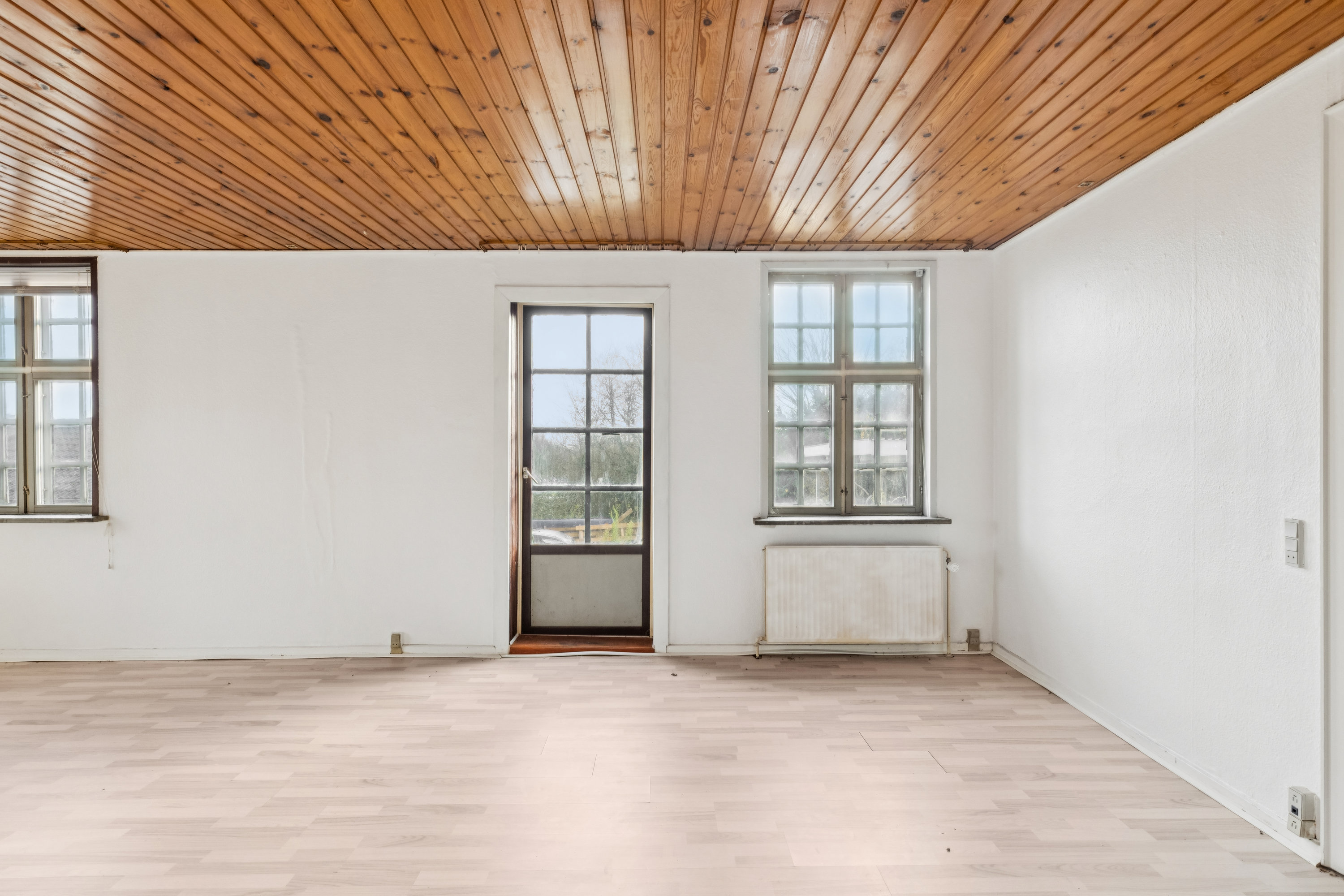 Fremhævet stue billede i fuldskærmstilstand. Billede af Sejrsvej 71, Rinkenæs, 6300 Gråsten