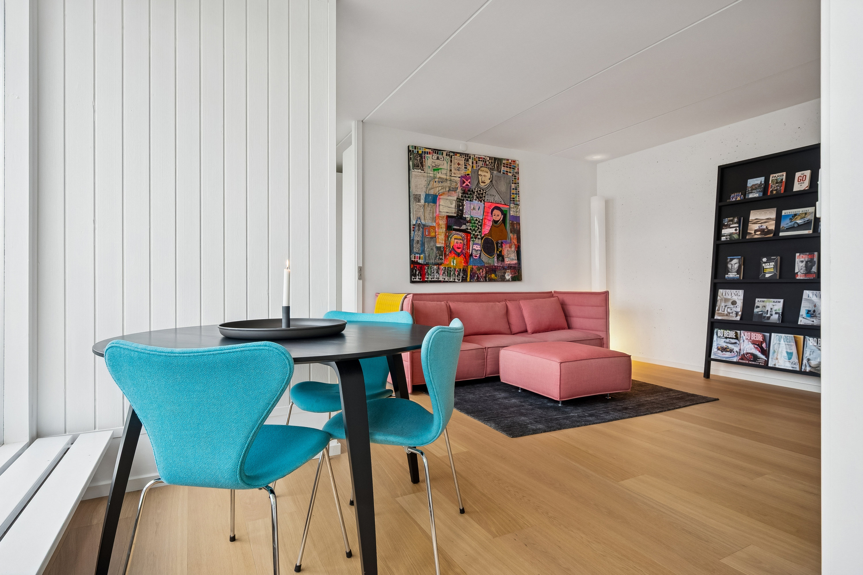 Fremhævet stue billede i fuldskærmstilstand. Billede af Brannersvej 25, 2. 65., 2920 Charlottenlund