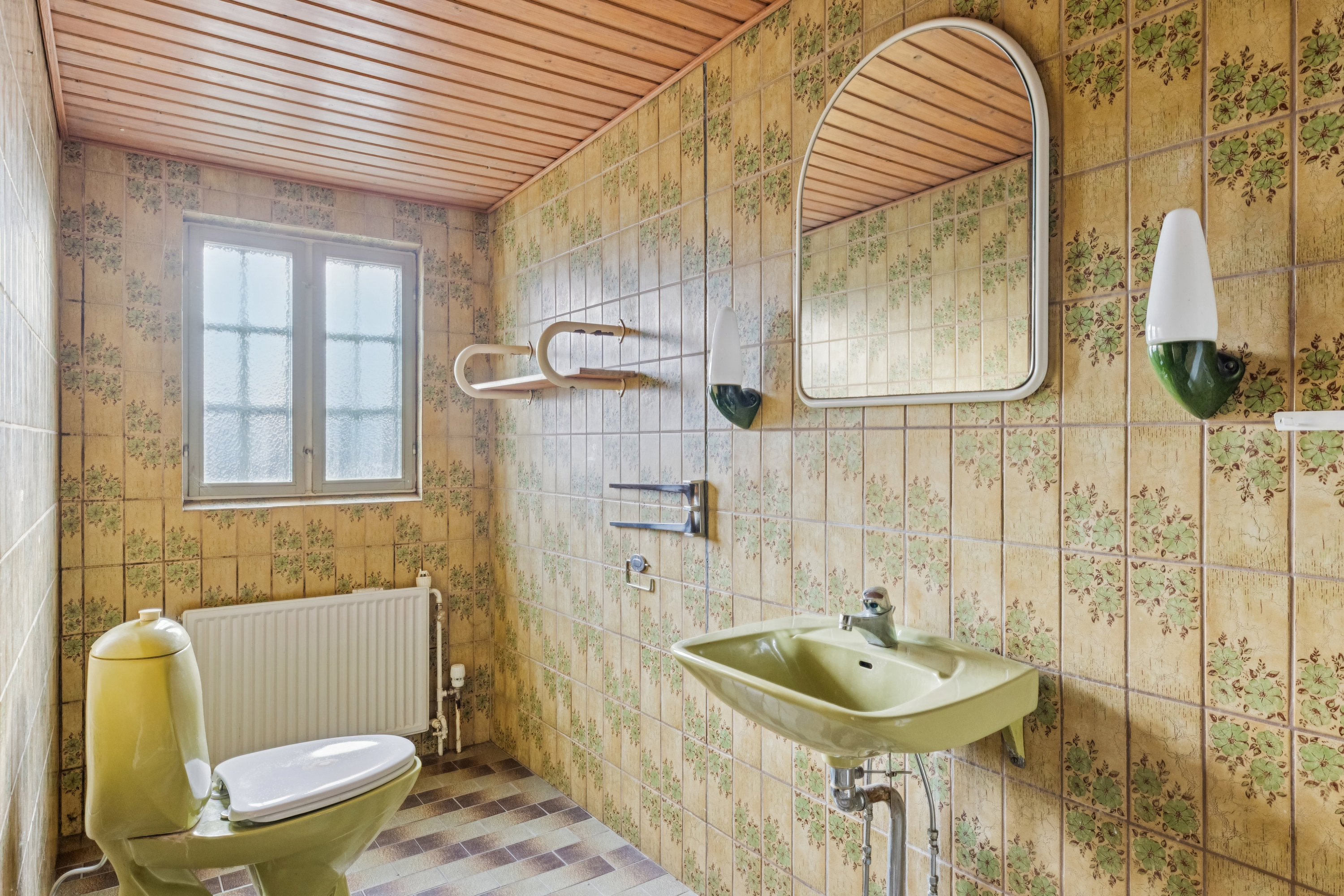 Fremhævet badeværelse billede i fuldskærmstilstand. Billede af Sejrsvej 71, Rinkenæs, 6300 Gråsten