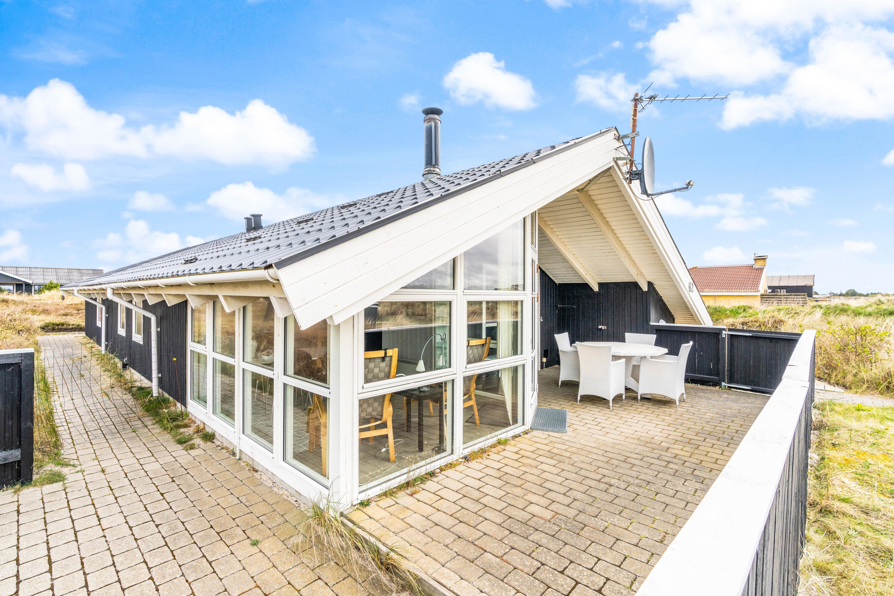 Fremhævet  billede i fuldskærmstilstand. Billede af Dortheasvej 62, Bjerregaard, 6960 Hvide Sande