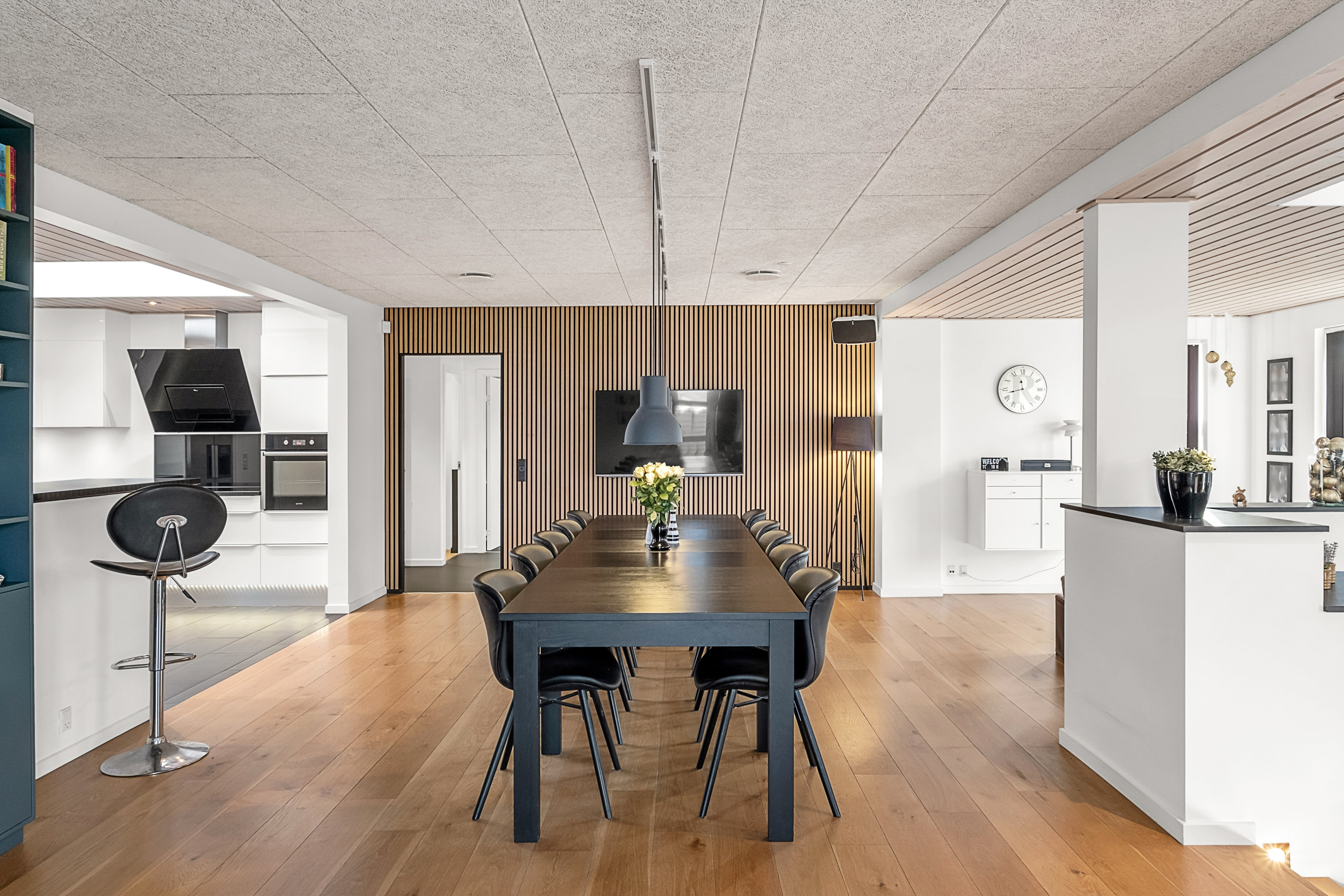 Fremhævet stue billede i fuldskærmstilstand. Billede af Trojavej 14, Hårup, 8530 Hjortshøj