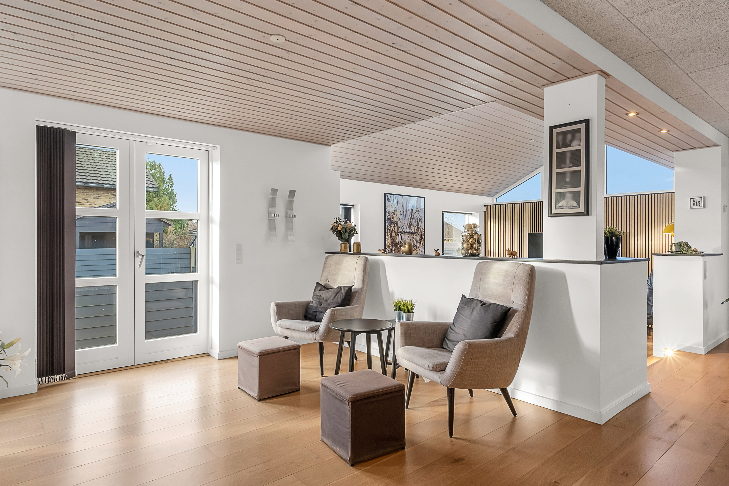 Fremhævet stue billede i fuldskærmstilstand. Billede af Trojavej 14, Hårup, 8530 Hjortshøj