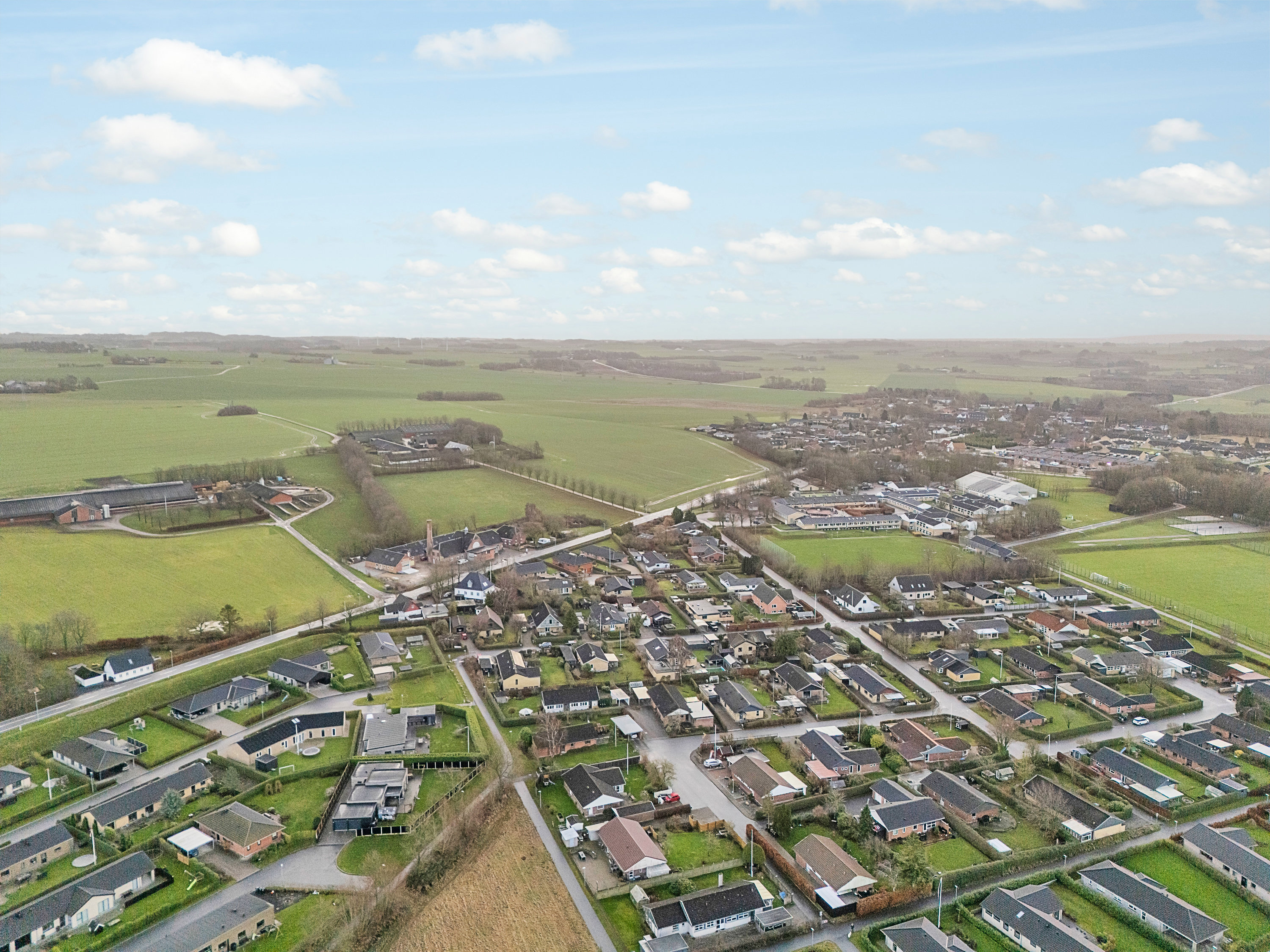 Fremhævet luftfoto billede i fuldskærmstilstand. Billede af Trojavej 14, Hårup, 8530 Hjortshøj