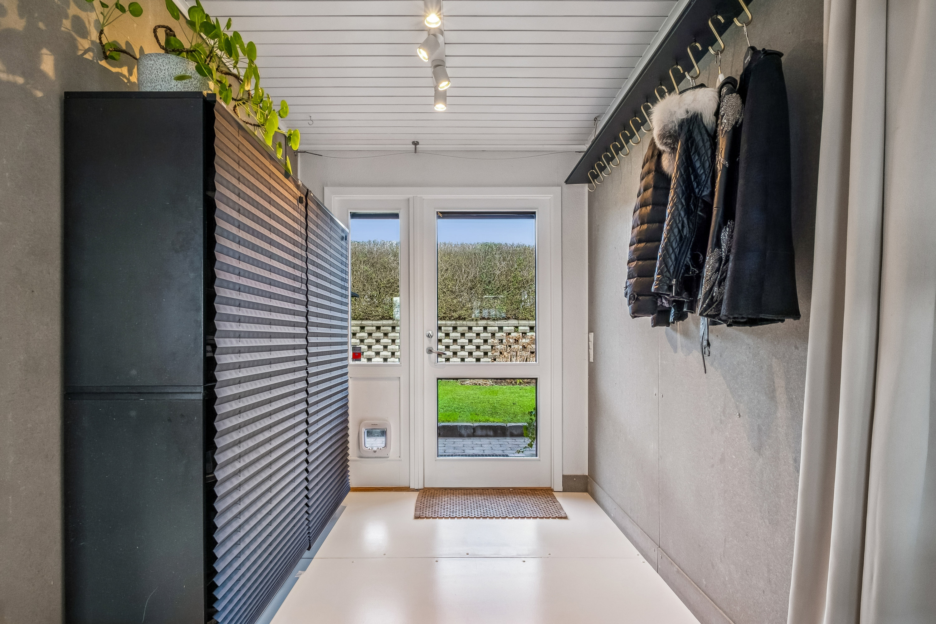 Miniaturebillede 1: entre. Billede af Vedbæksalle 108, Torsted, 8700 Horsens