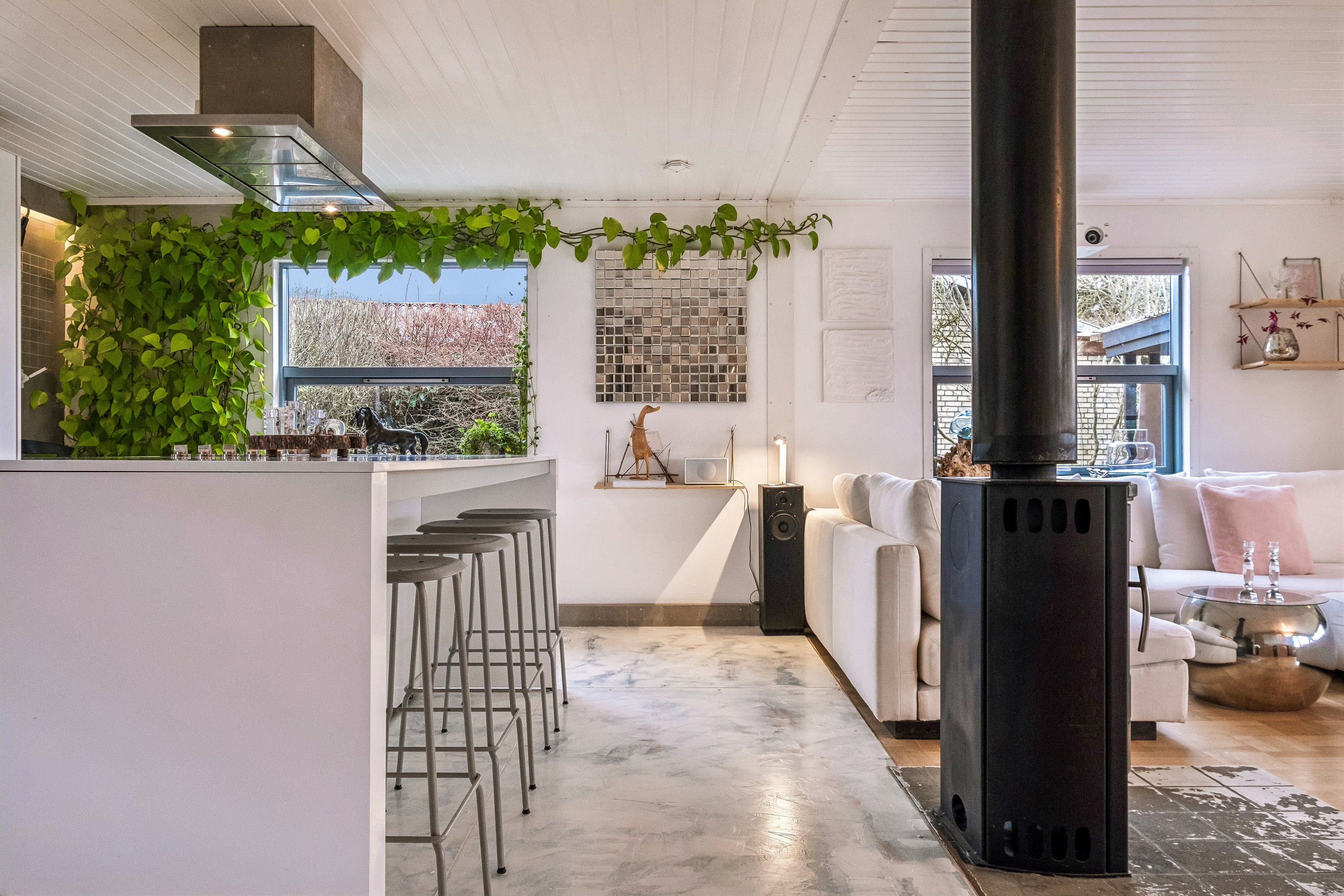 Fremhævet køkken/stue billede i fuldskærmstilstand. Billede af Vedbæksalle 108, Torsted, 8700 Horsens