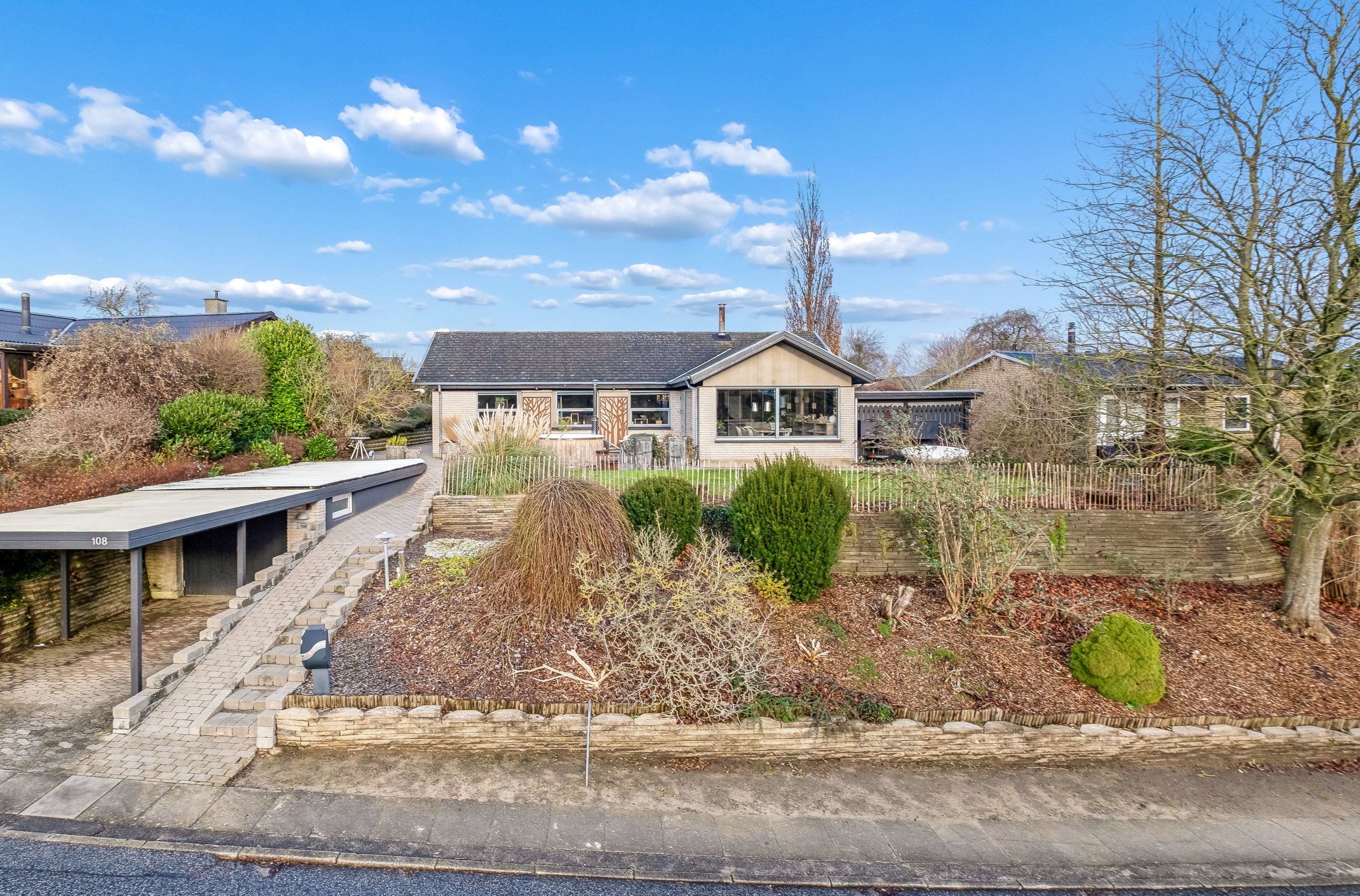 Fremhævet facad billede i fuldskærmstilstand. Billede af Vedbæksalle 108, Torsted, 8700 Horsens