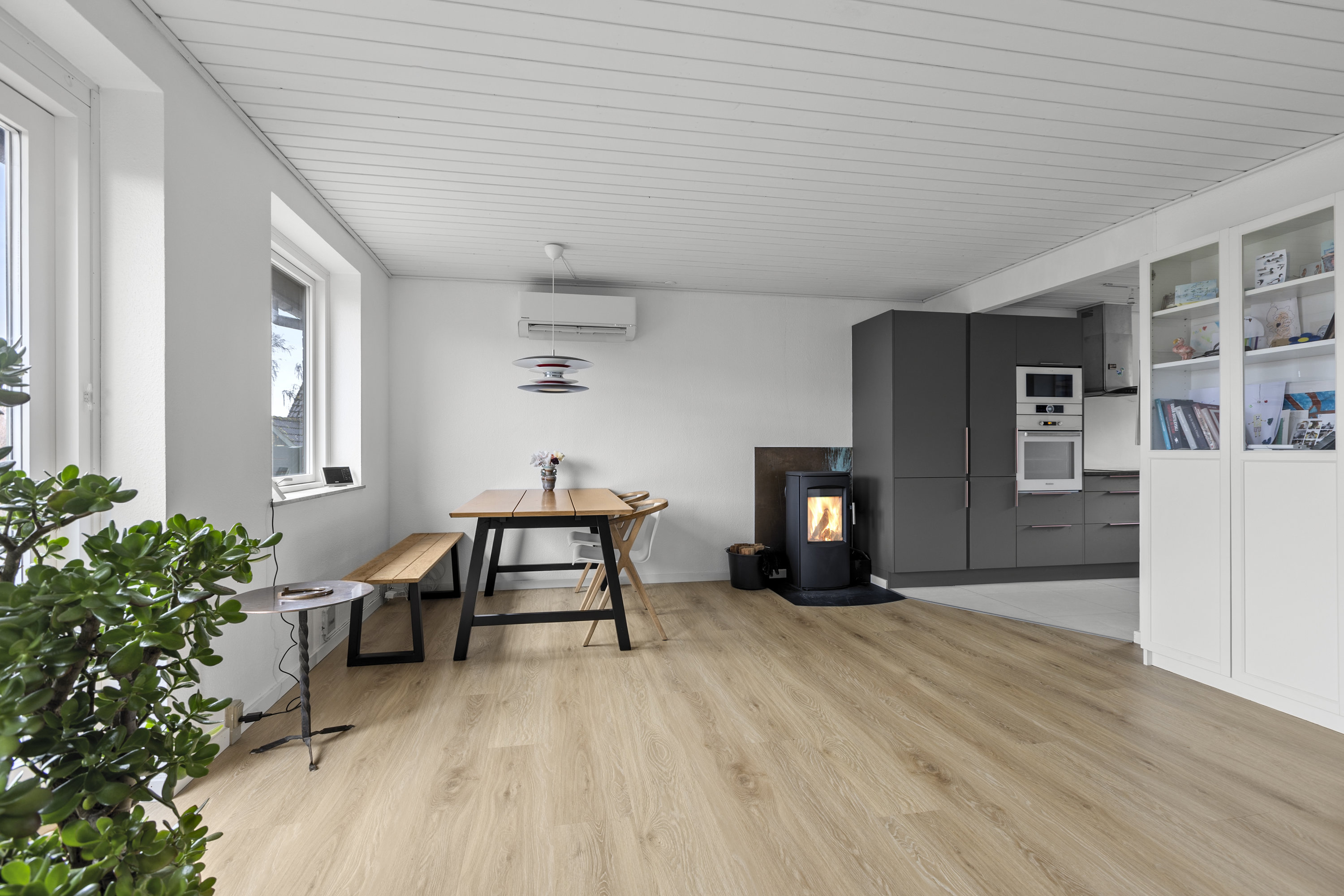 Fremhævet stue billede i fuldskærmstilstand. Billede af Hylleåsen 26B, Flakkebjerg, 4200 Slagelse