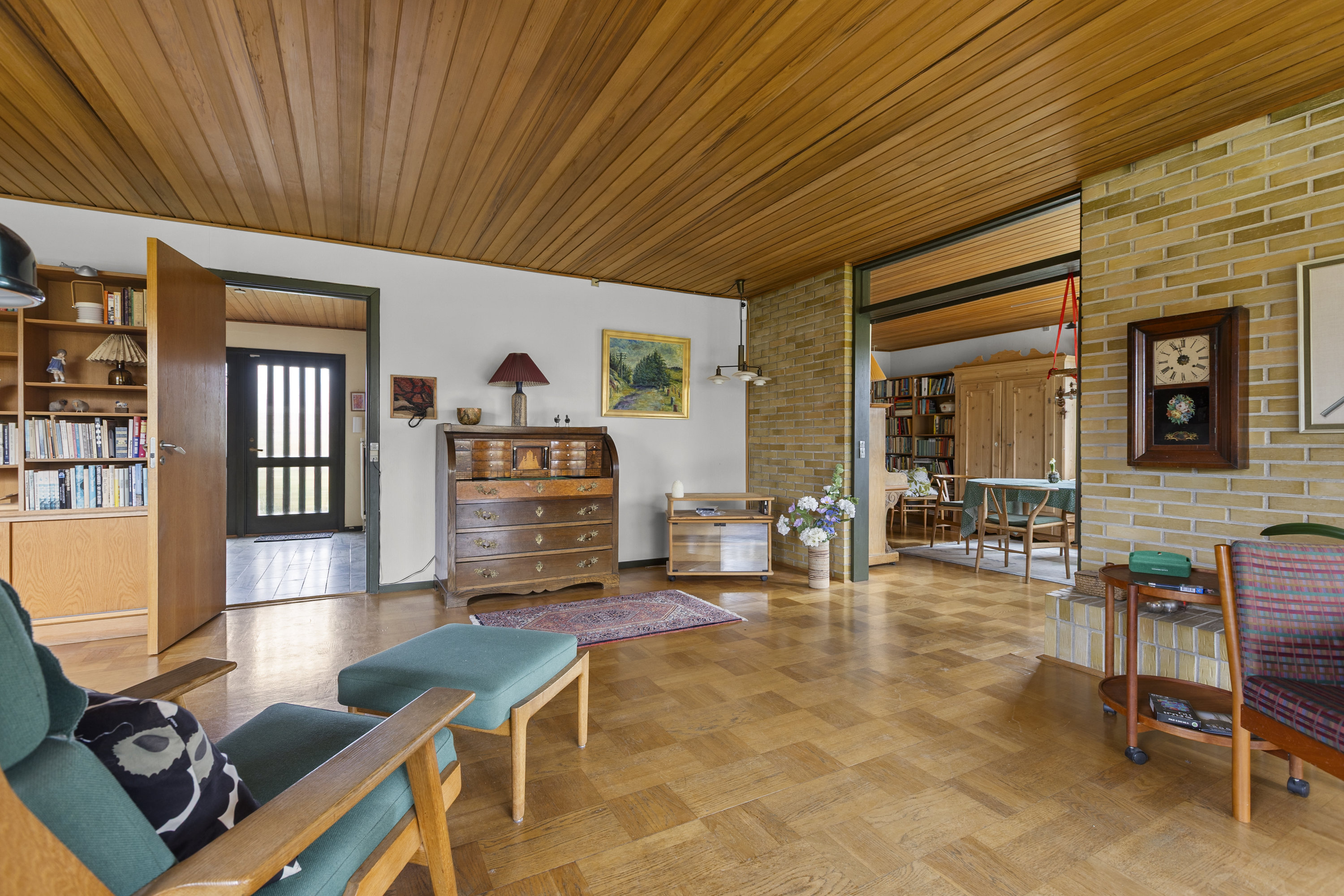 Fremhævet stue billede i fuldskærmstilstand. Billede af Fuglebakken 1, 4220 Korsør