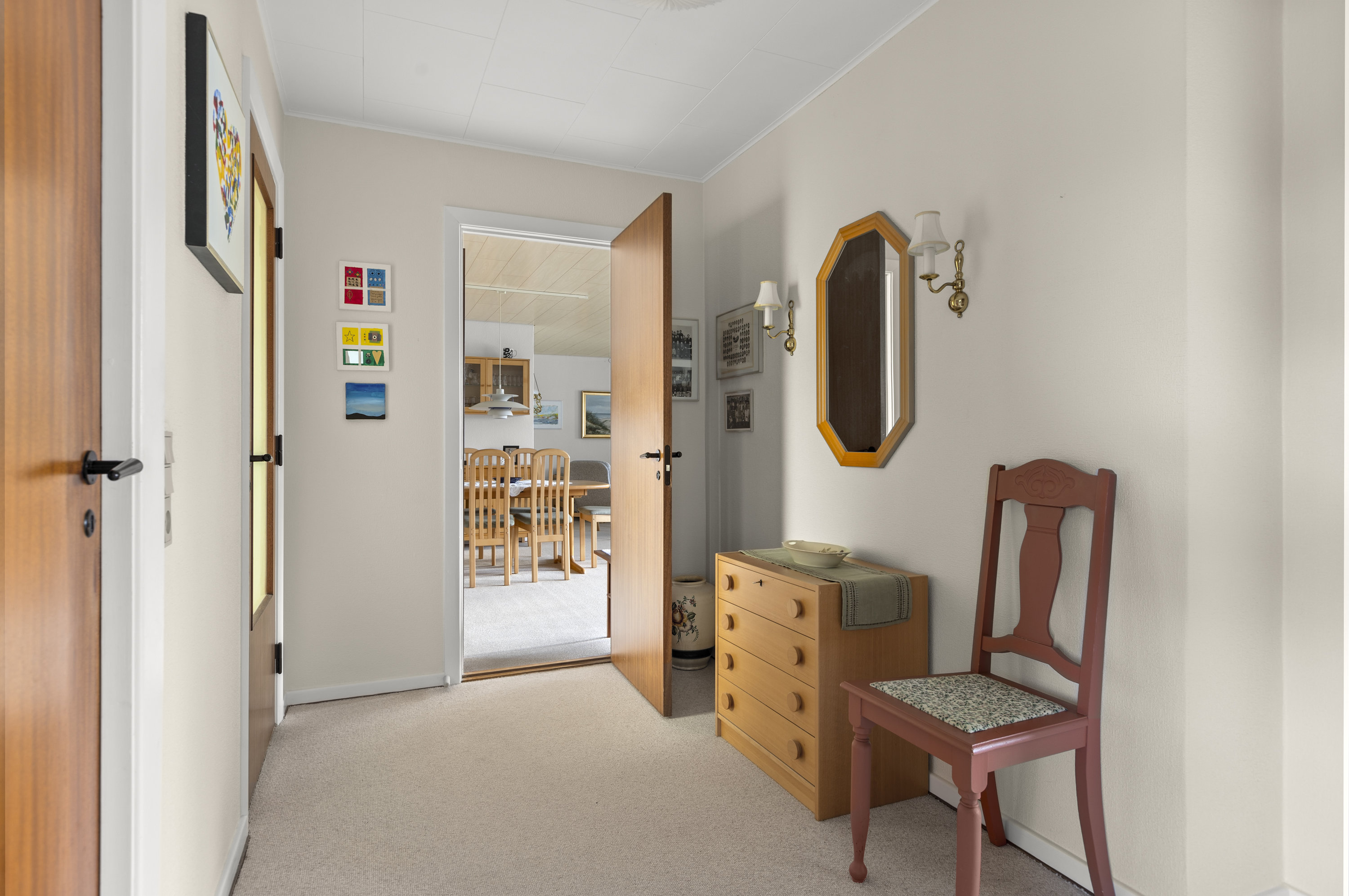 Fremhævet gang billede i fuldskærmstilstand. Billede af Møllevej 3A, 4400 Kalundborg