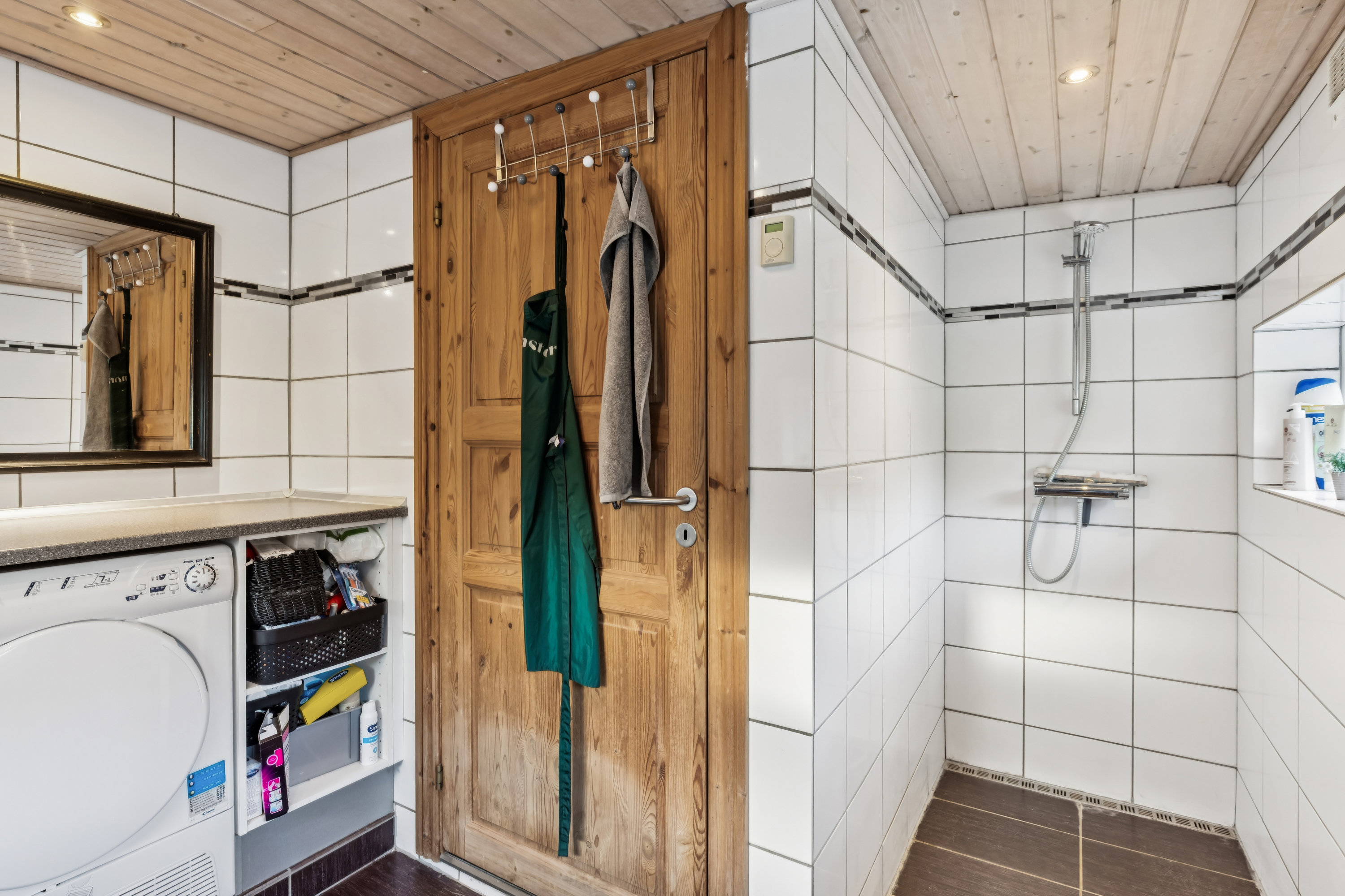 Fremhævet badeværelse billede i fuldskærmstilstand. Billede af Flensborg Landevej 17, Søgaard, 6200 Aabenraa