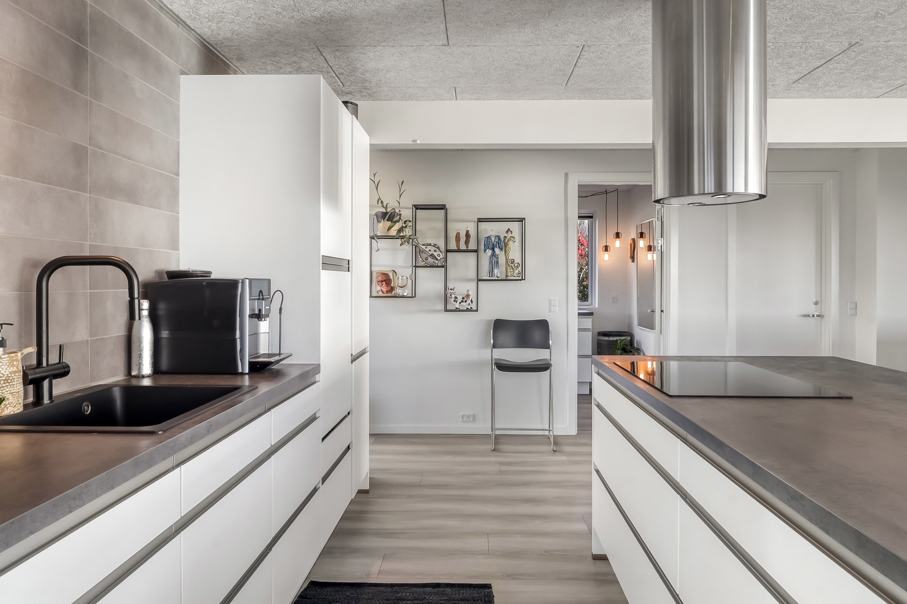 Fremhævet køkken billede i fuldskærmstilstand. Billede af Rantzausmindevej 224, 5700 Svendborg