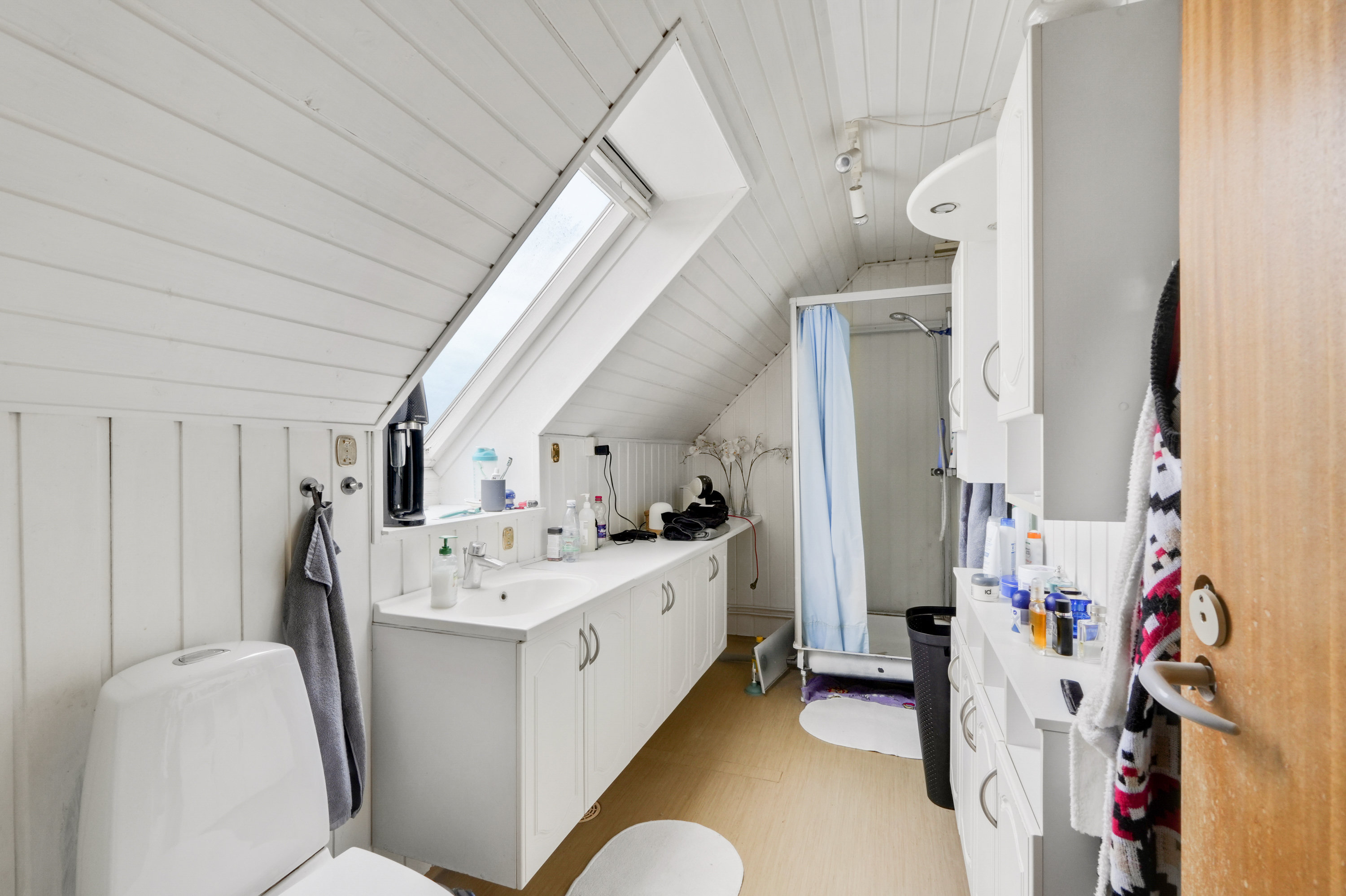 Fremhævet andet billede i fuldskærmstilstand. Billede af Roasvej 30, 2750 Ballerup