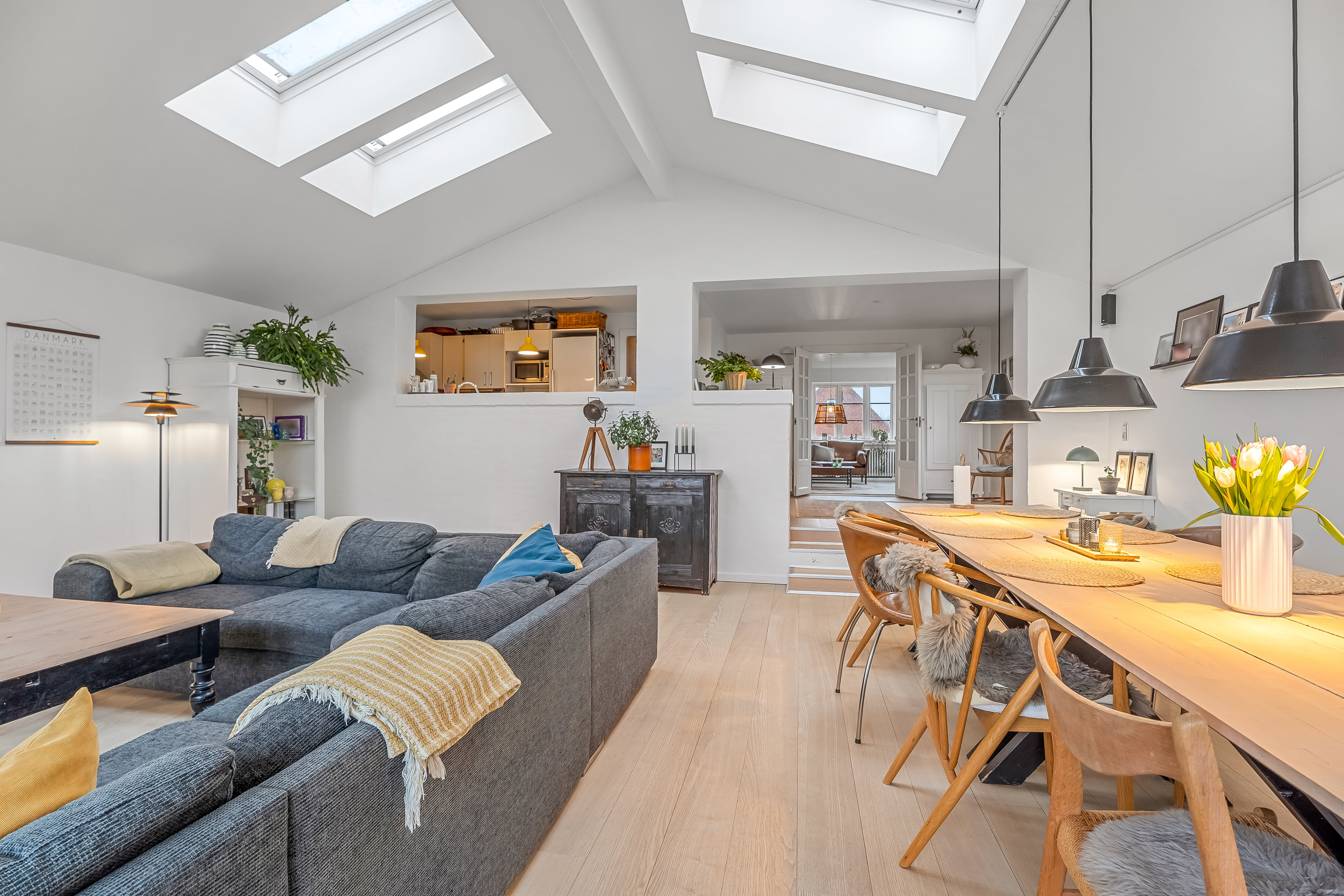 Fremhævet stue billede i fuldskærmstilstand. Billede af Skandsen 28, 4900 Nakskov