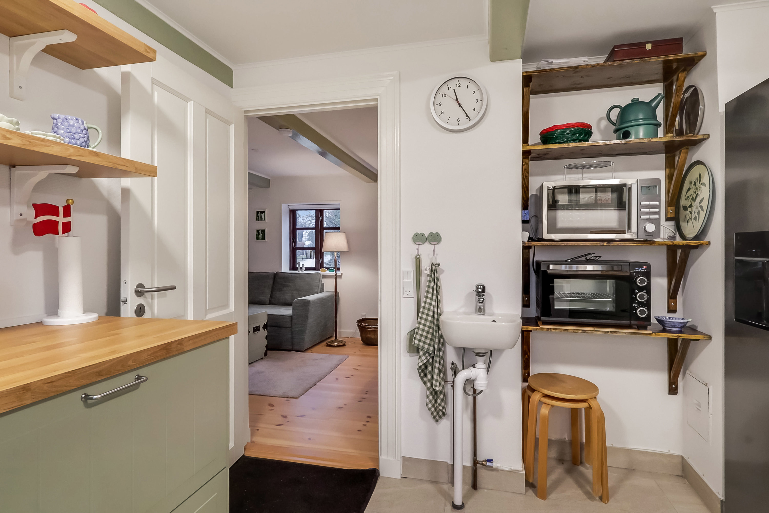 Fremhævet køkken billede i fuldskærmstilstand. Billede af Strædet 13, Drejø, 5700 Svendborg