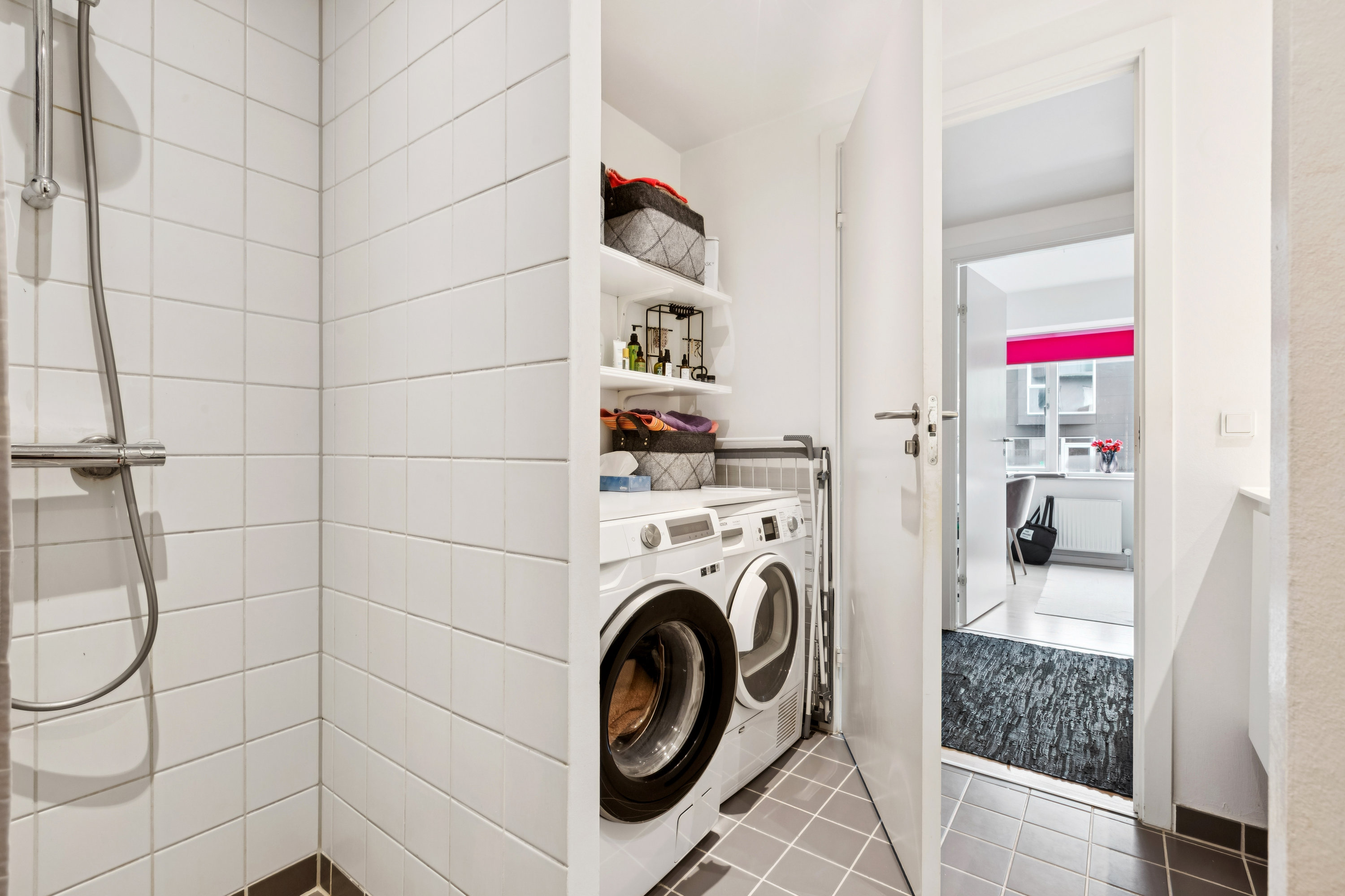 Fremhævet badeværelse billede i fuldskærmstilstand. Billede af Else Alfelts Vej 91, 2. tv., 2300 København S