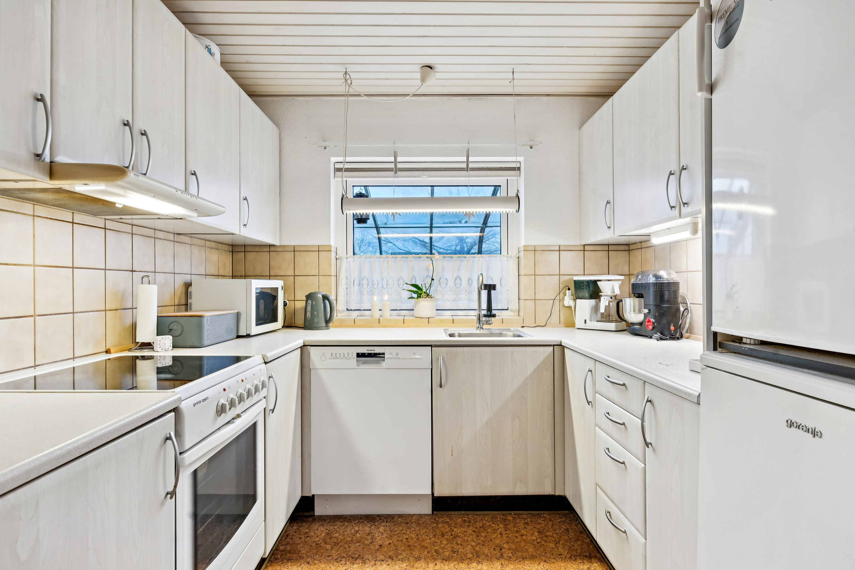 Fremhævet køkken billede i fuldskærmstilstand. Billede af Bøgelunden 13, 8722 Hedensted