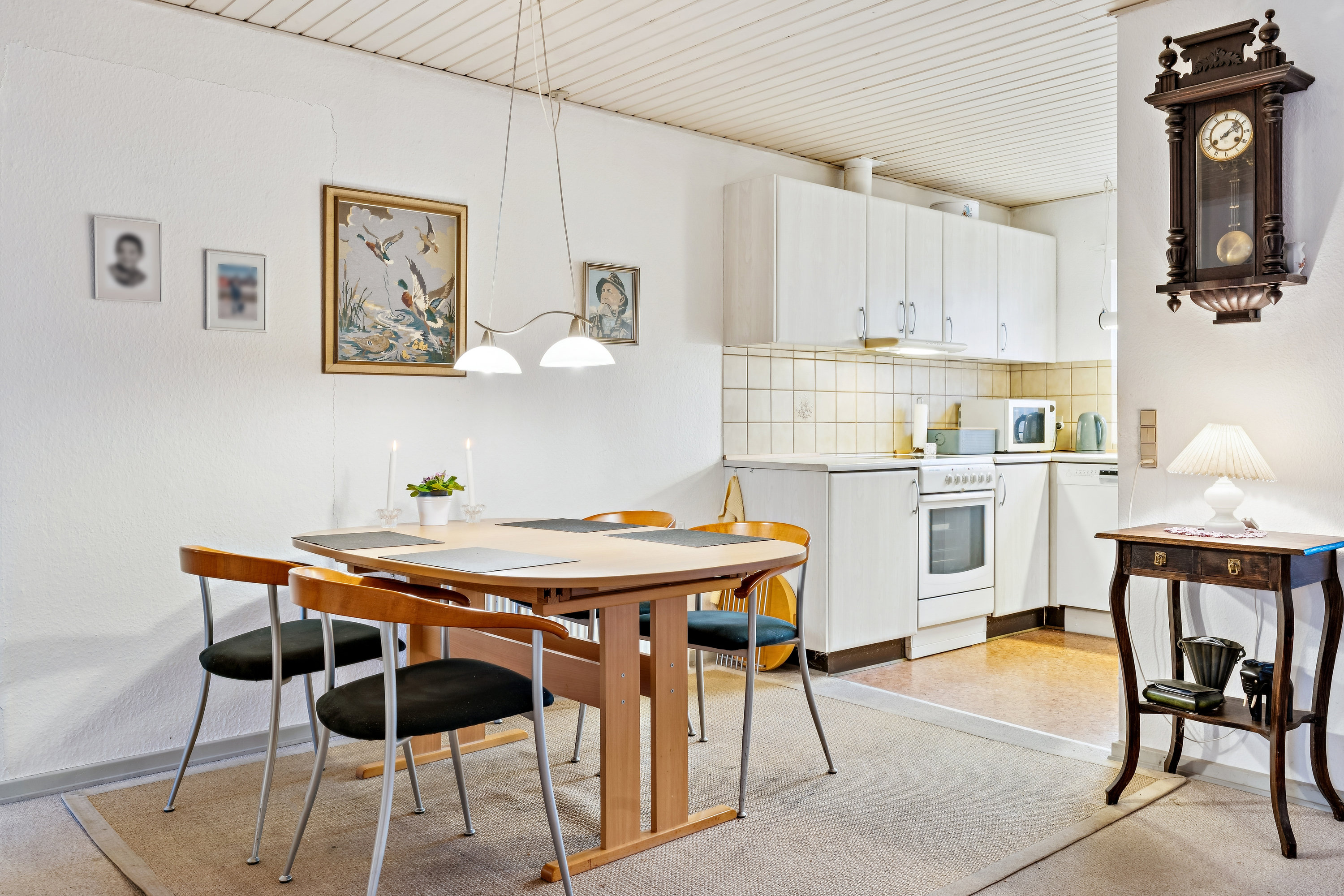 Fremhævet spiseplads billede i fuldskærmstilstand. Billede af Bøgelunden 13, 8722 Hedensted