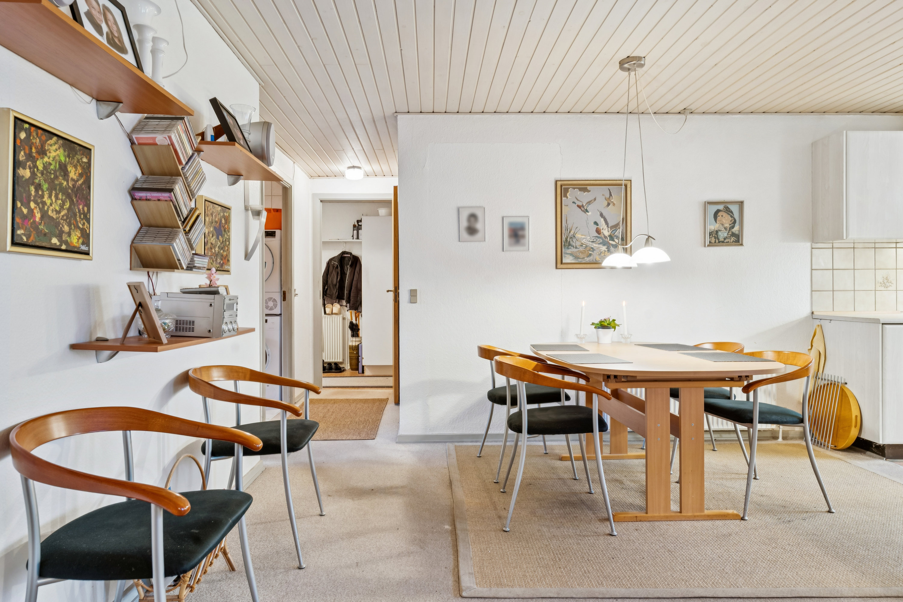 Fremhævet spiseplads billede i fuldskærmstilstand. Billede af Bøgelunden 13, 8722 Hedensted