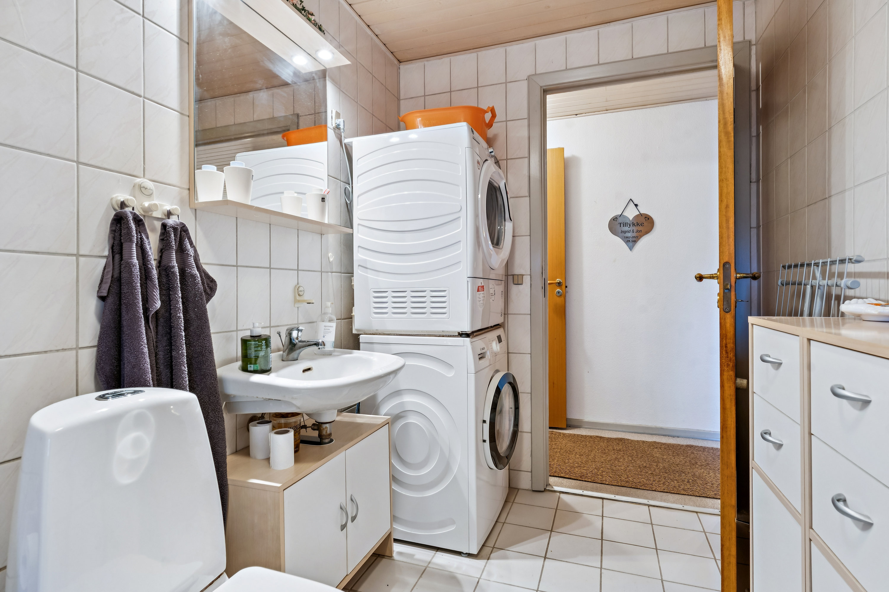 Fremhævet badeværelse billede i fuldskærmstilstand. Billede af Bøgelunden 13, 8722 Hedensted