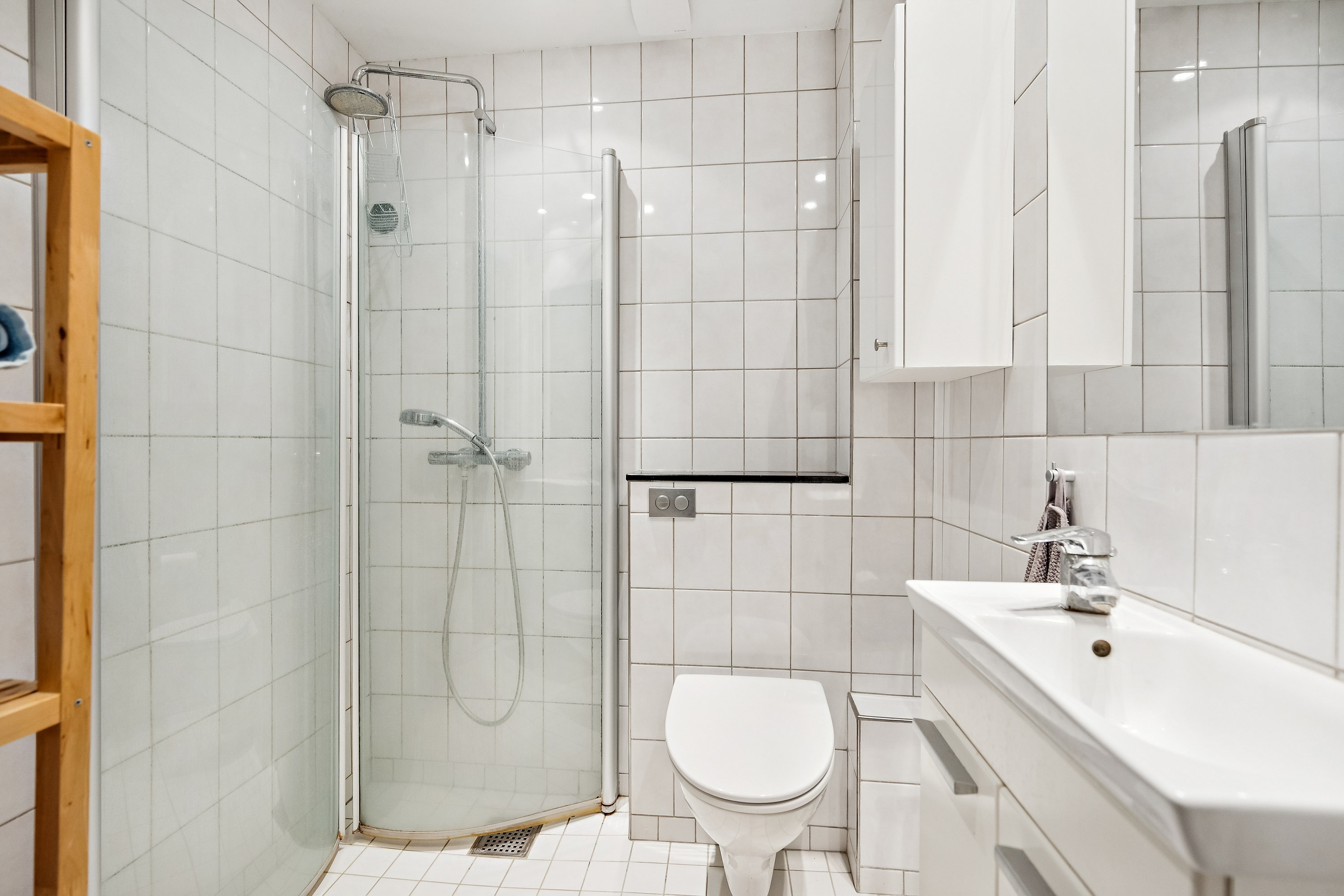 Fremhævet badeværelse billede i fuldskærmstilstand. Billede af Søndersøvej 33A, st.. th., 2820 Gentofte