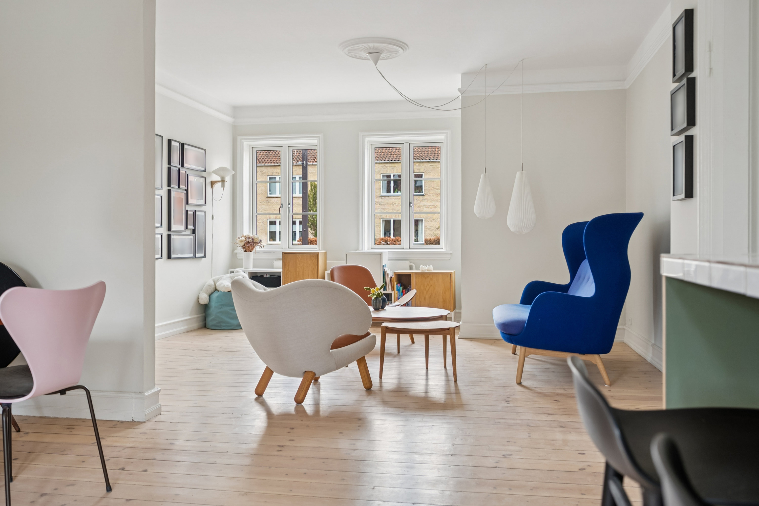 Fremhævet stue billede i fuldskærmstilstand. Billede af Buddingevej 46A, 2800 Kongens Lyngby