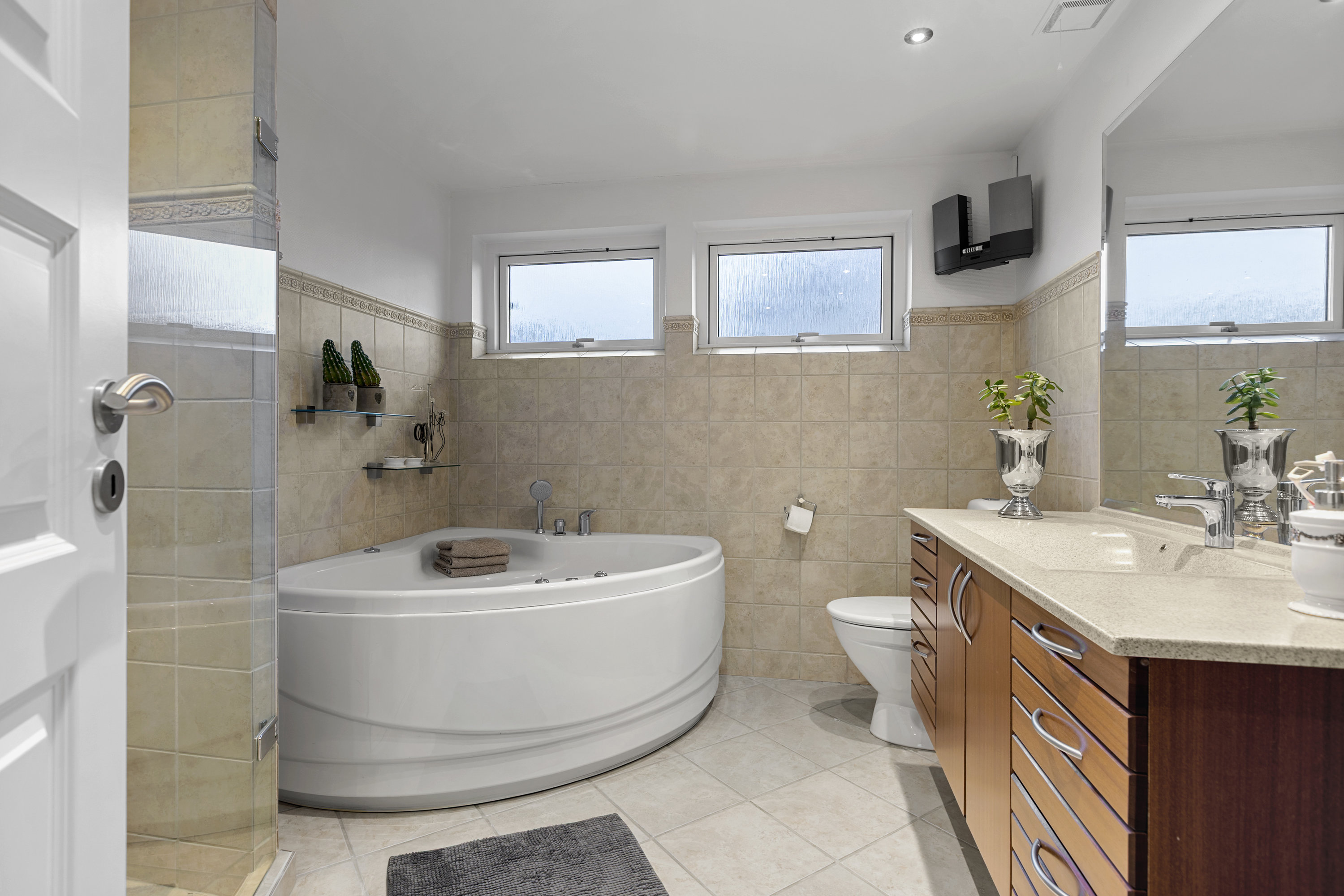 Fremhævet badeværelse billede i fuldskærmstilstand. Billede af Marsvej 1, 4200 Slagelse