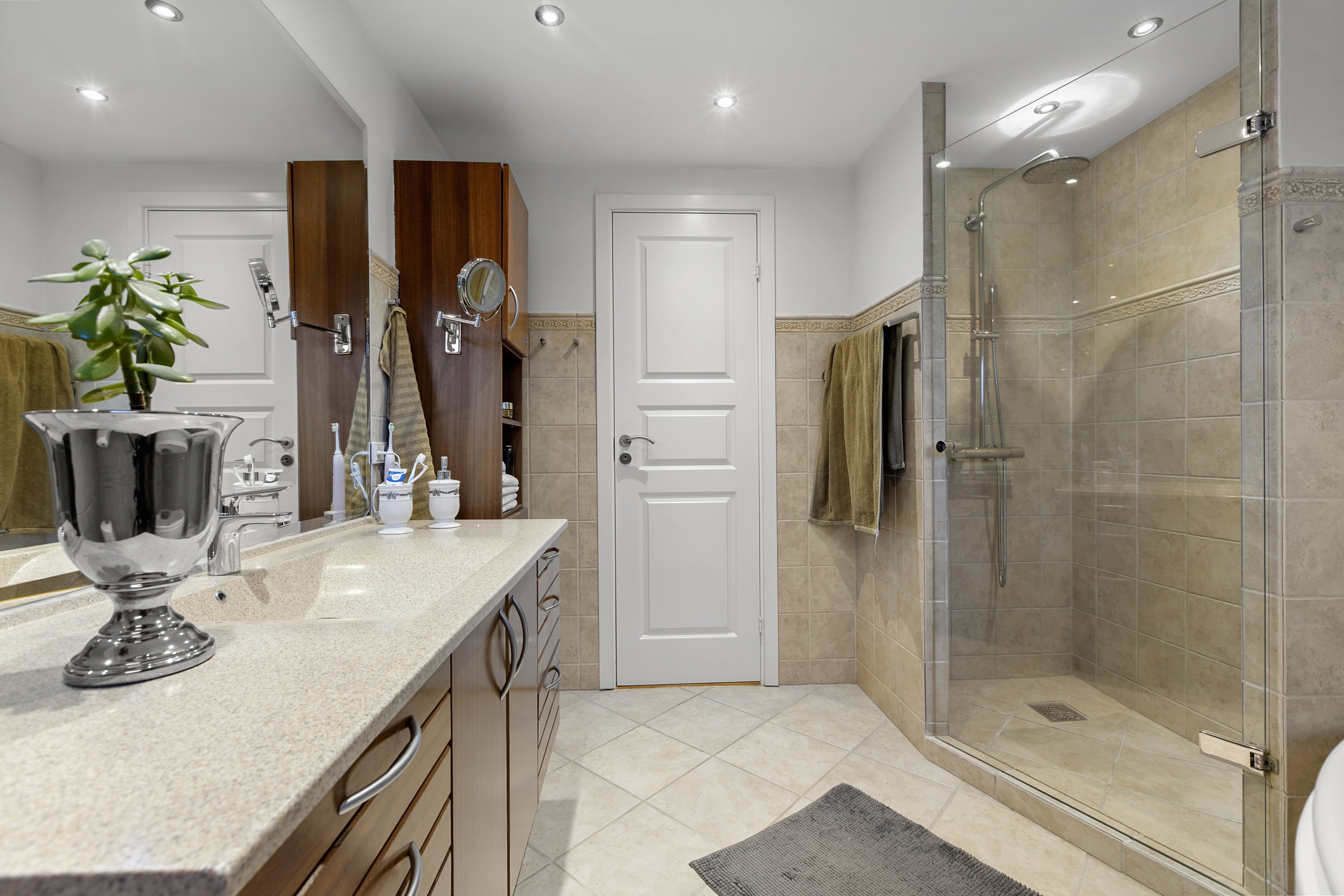 Fremhævet badeværelse billede i fuldskærmstilstand. Billede af Marsvej 1, 4200 Slagelse