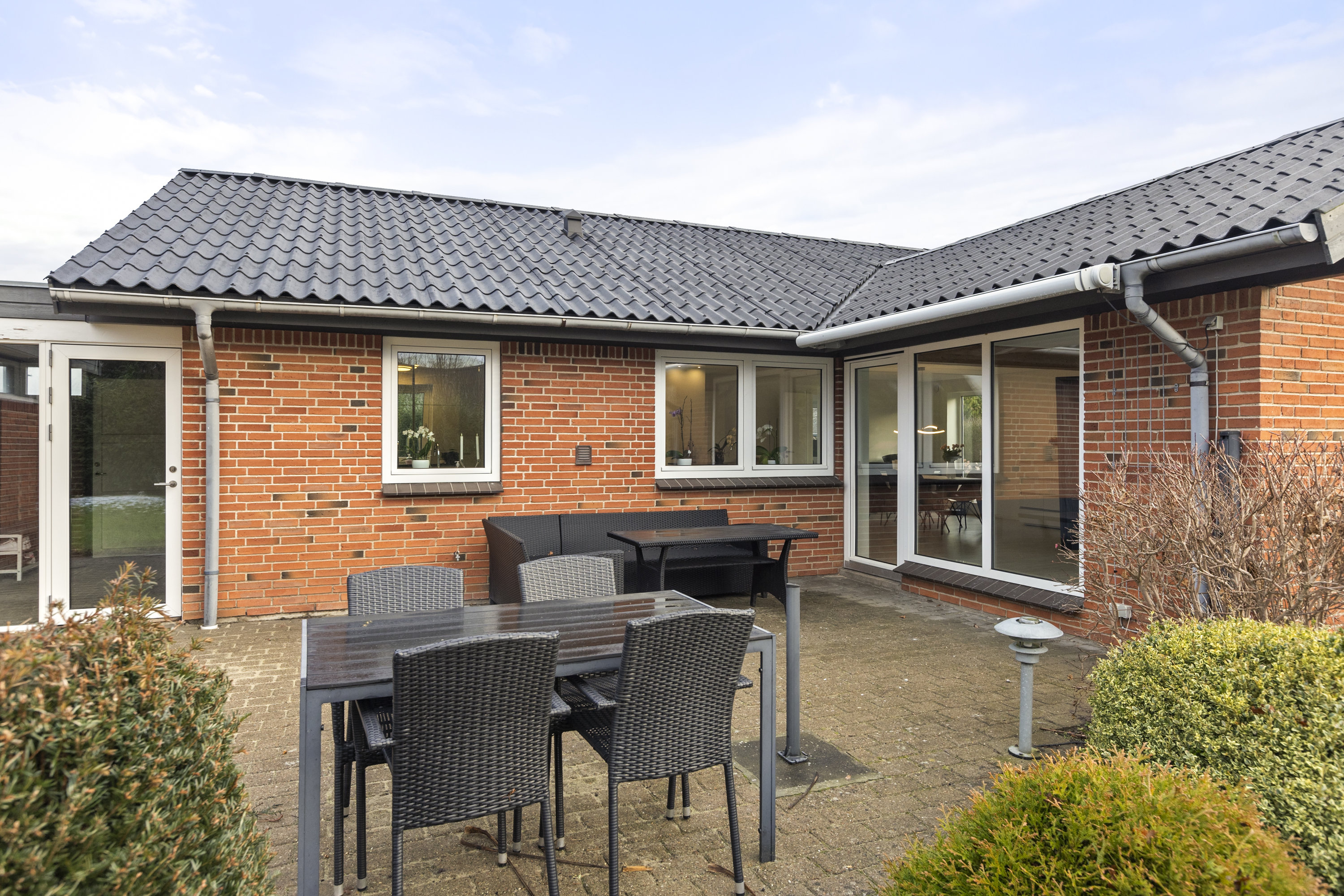 Fremhævet terrasse billede i fuldskærmstilstand. Billede af Bymarken 50, 4490 Jerslev Sjælland